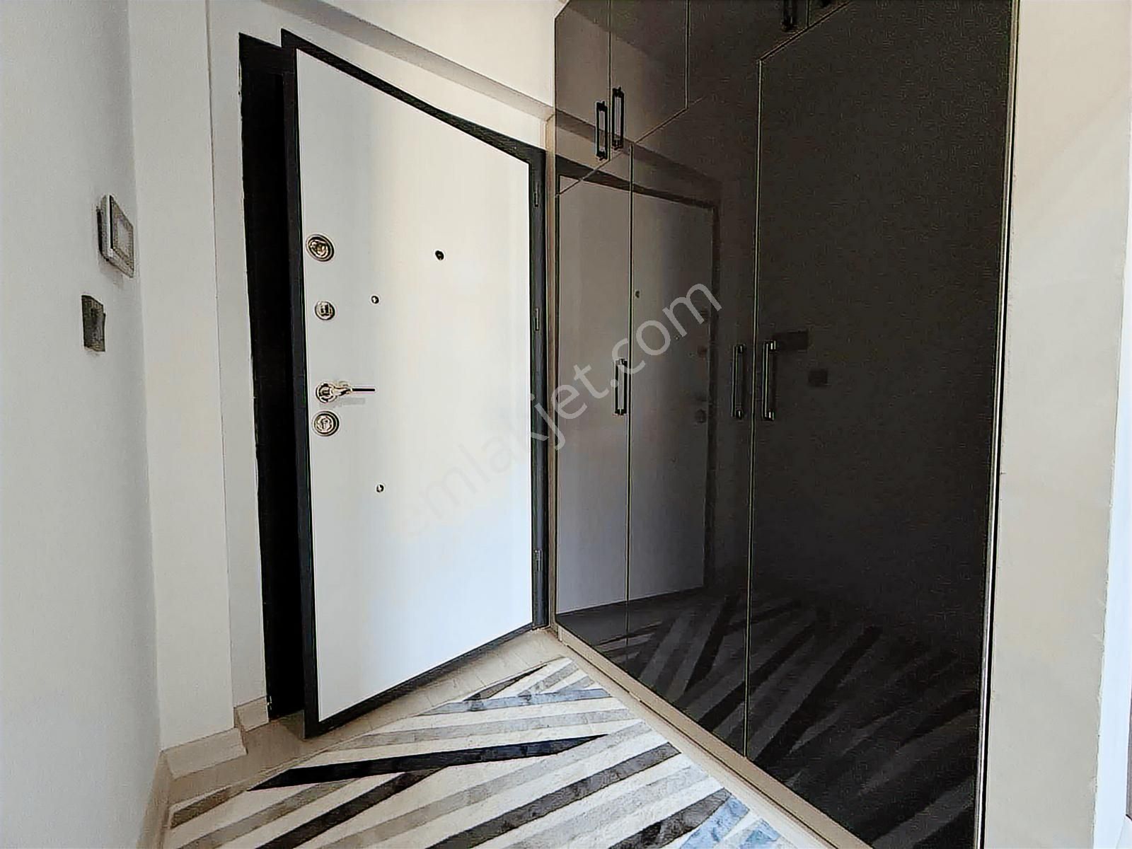 Alaçatı'dan/faturalar Dahil/2. Katta/bağımsız Mutfaklı/sıfır 1+1 - Görsel 24