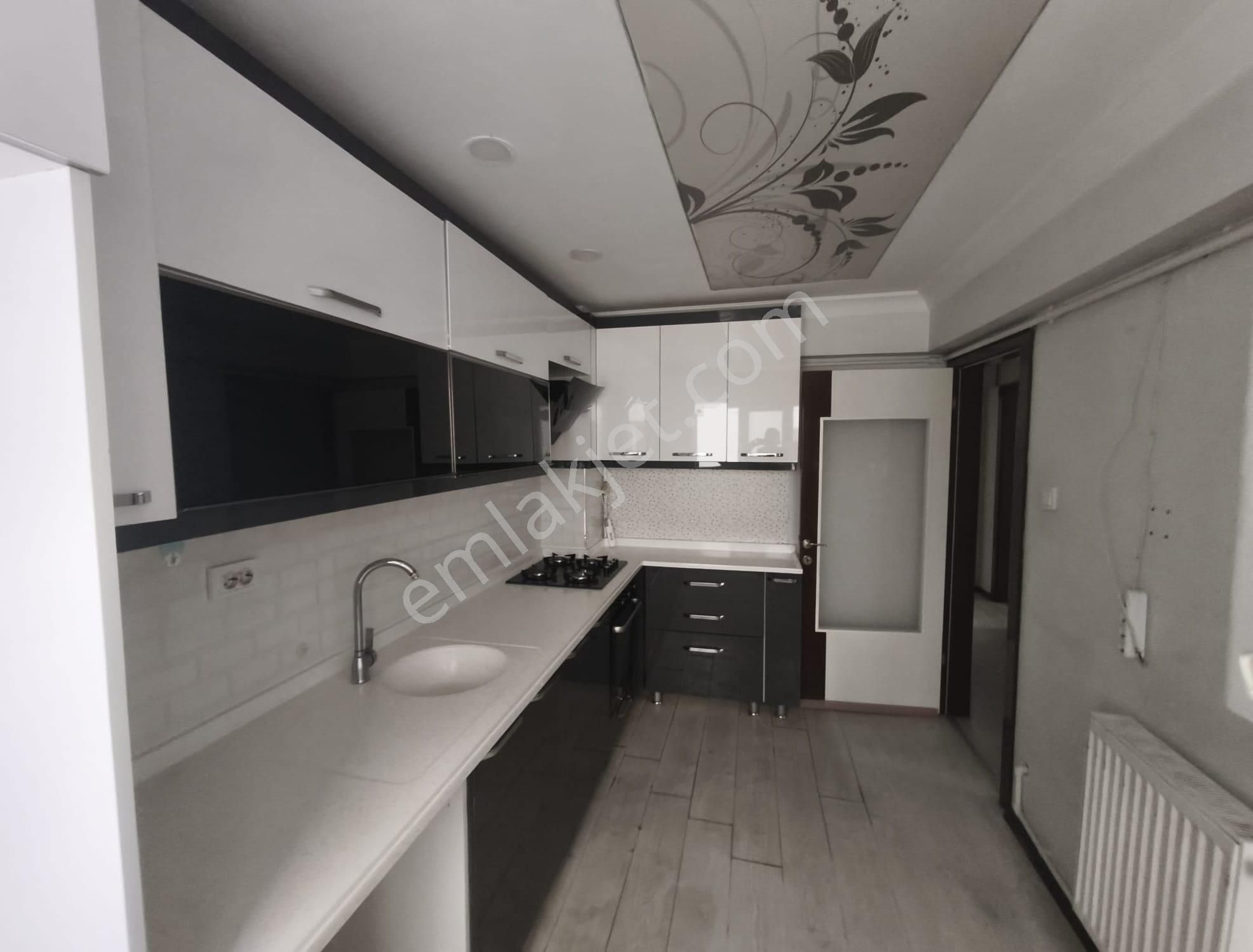 Koza Emlaktan Plevne Mahalesinde Cadde Üzerinde Full Yapılı 3+1 Satılık Daire - Görsel 6