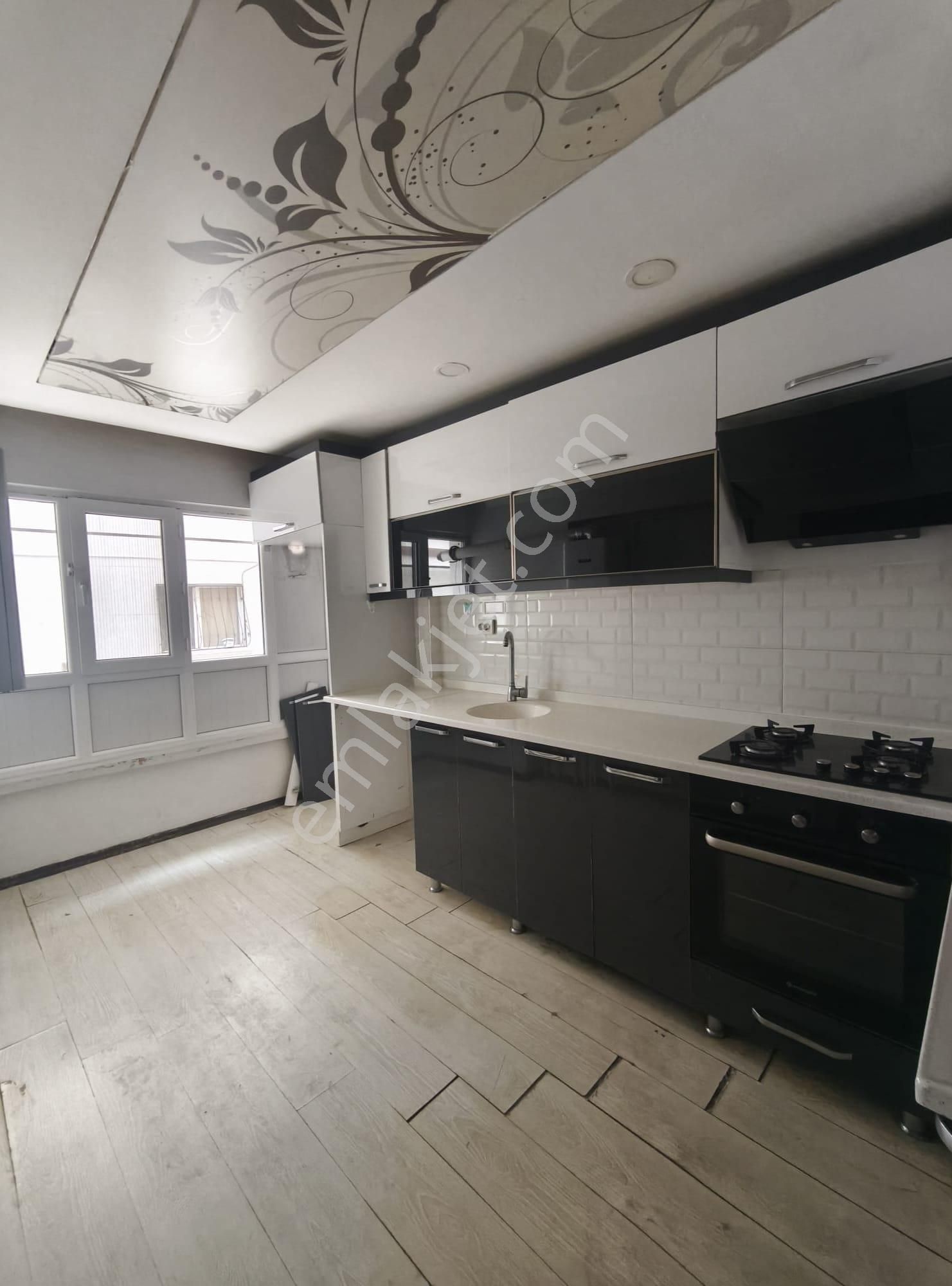 Koza Emlaktan Plevne Mahalesinde Cadde Üzerinde Full Yapılı 3+1 Satılık Daire - Görsel 4