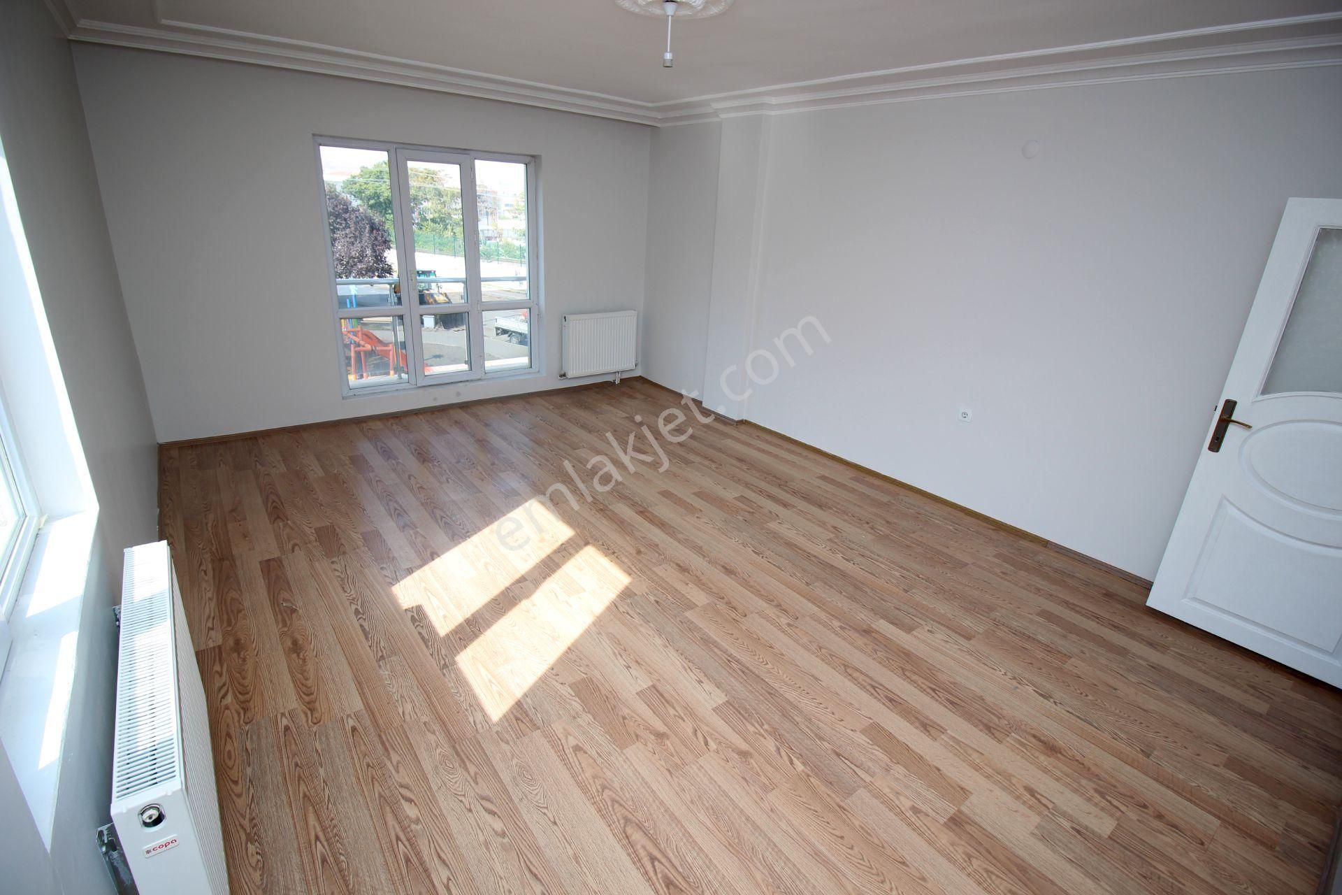 Emre Emlak'tan Tandoğan'da Genç Binada Arakat Asansörlü Satılık 3+1 Daire - Görsel 9