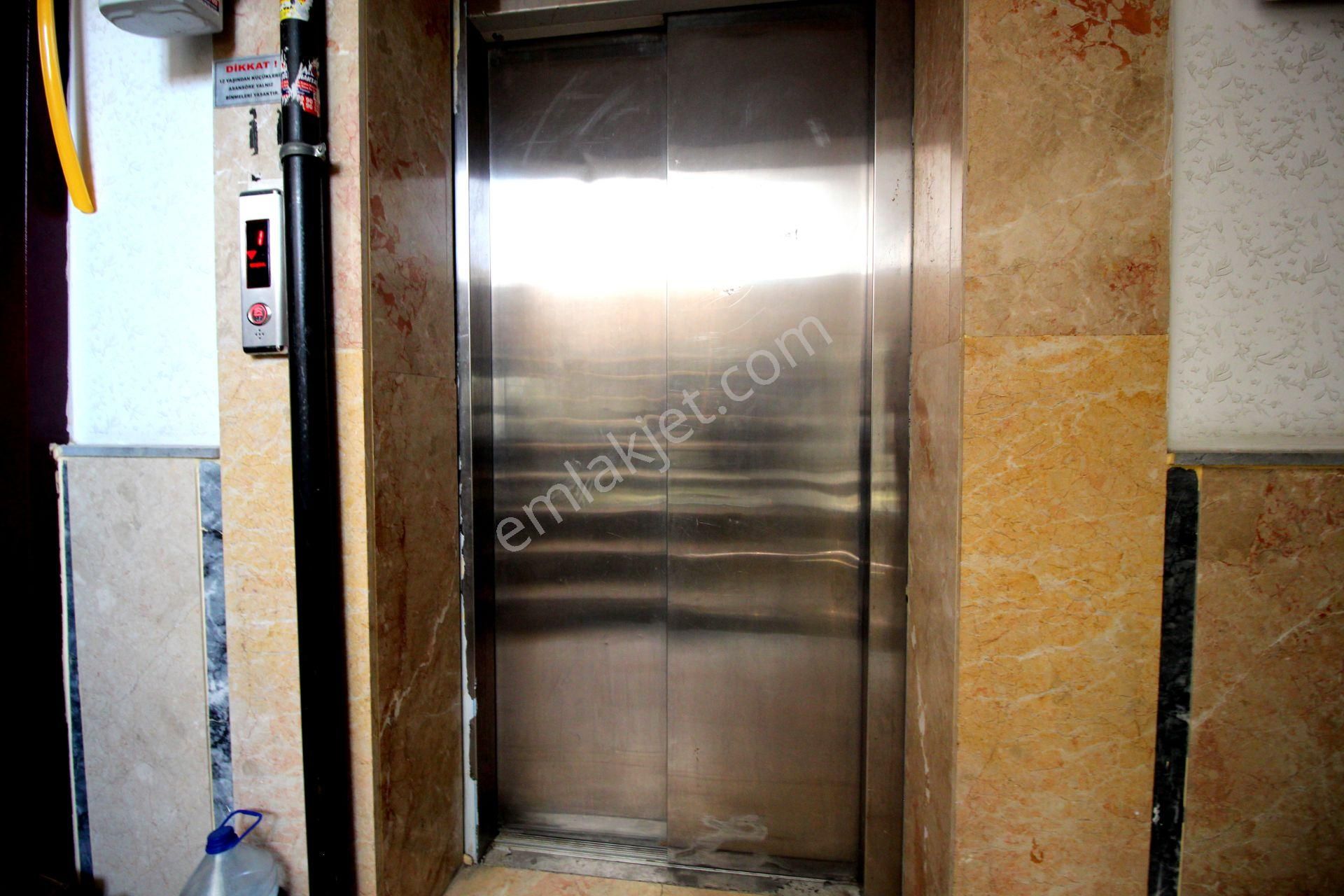Emre Emlak'tan Tandoğan'da Genç Binada Arakat Asansörlü Satılık 3+1 Daire - Görsel 21