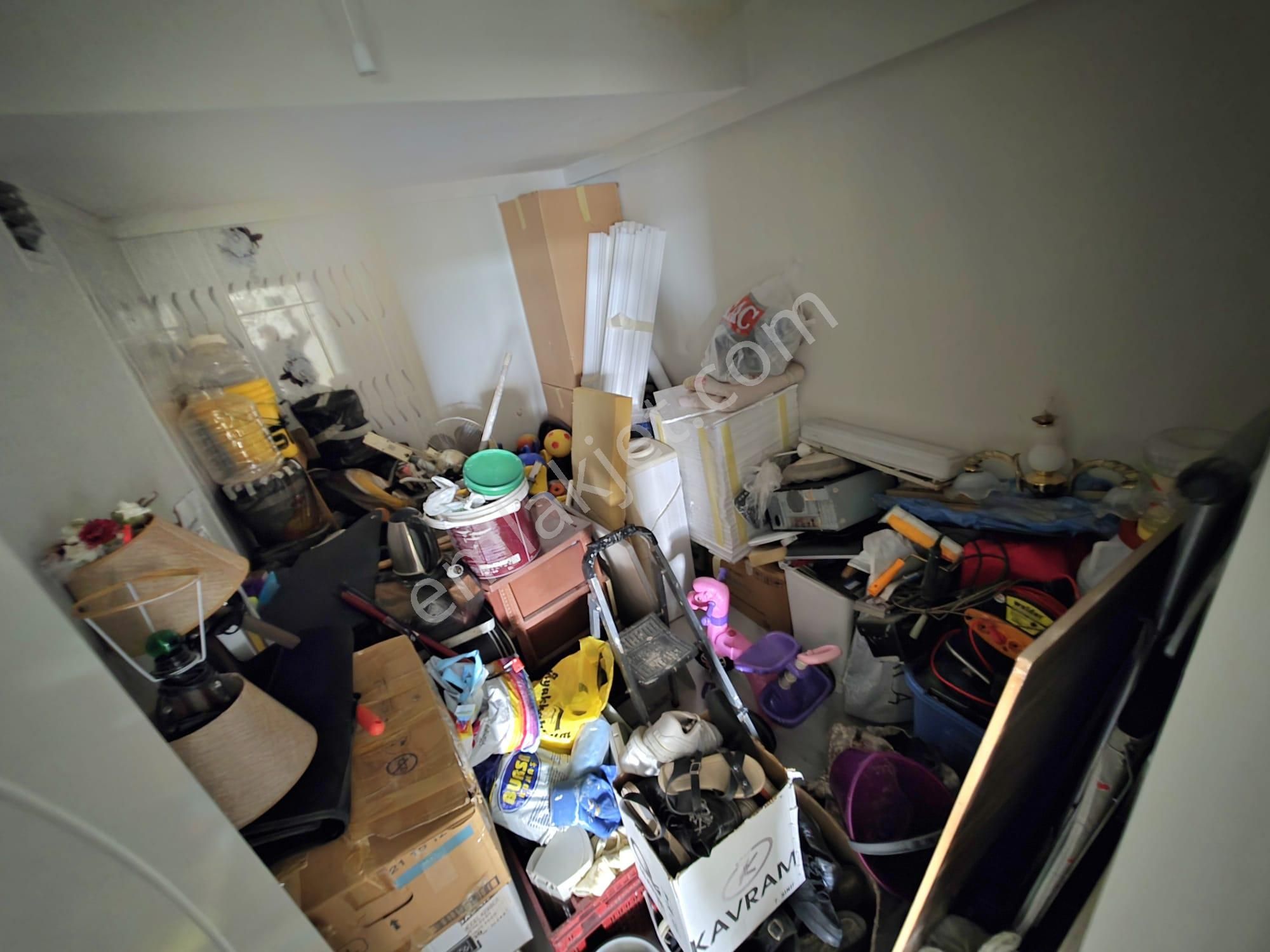 İnce Emlak' Tan Şahap Gürler' De Giyinme Odalı Ebeveyn Banyolu Masrafsız Daire - Görsel 17