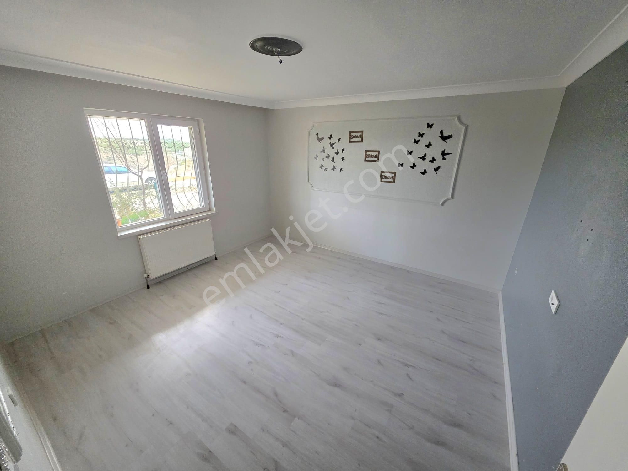 İnce Emlak' Tan Şahap Gürler' De Giyinme Odalı Ebeveyn Banyolu Masrafsız Daire - Görsel 29