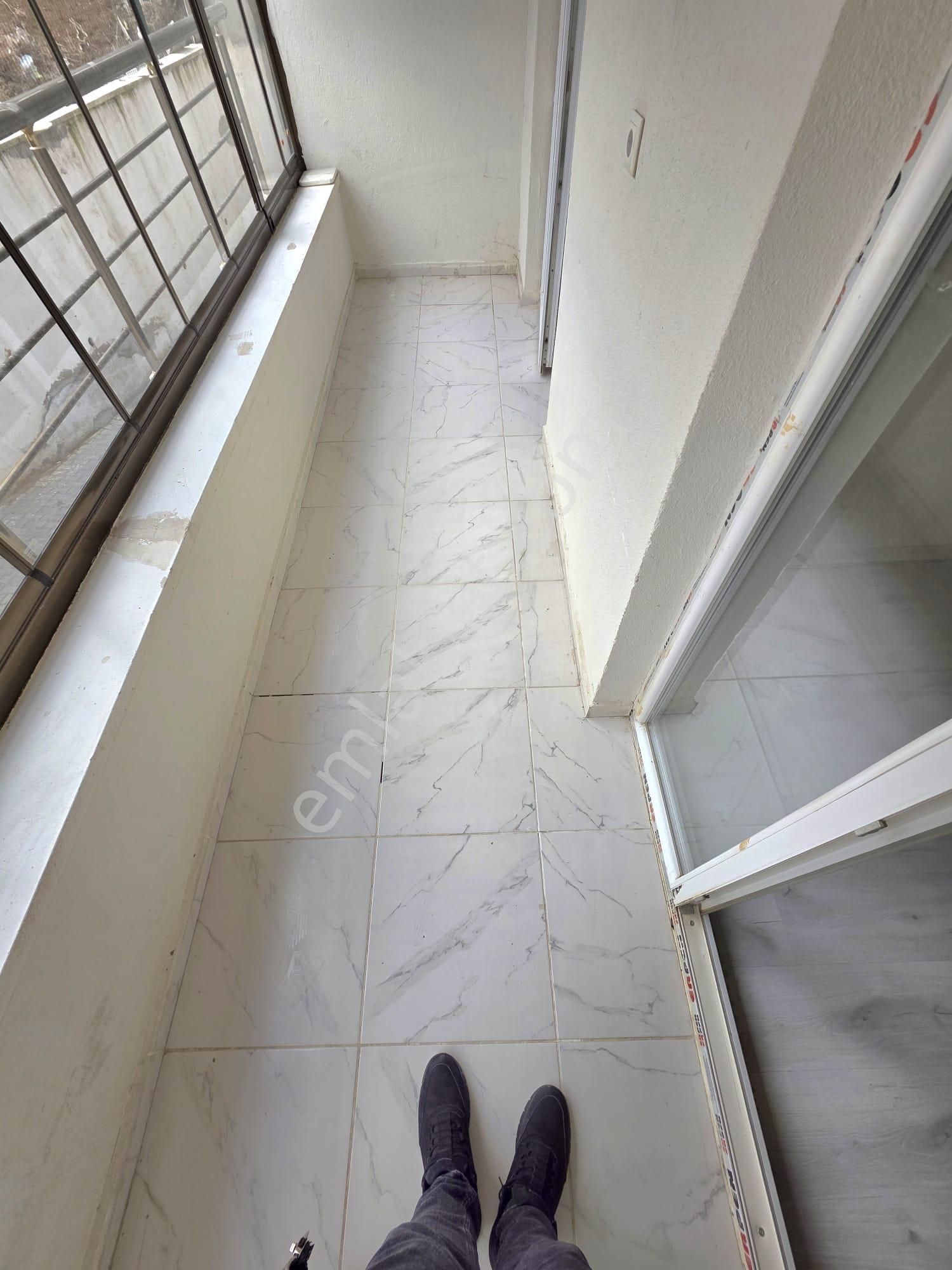 İnce Emlak' Tan Şahap Gürler' De Giyinme Odalı Ebeveyn Banyolu Masrafsız Daire - Görsel 35