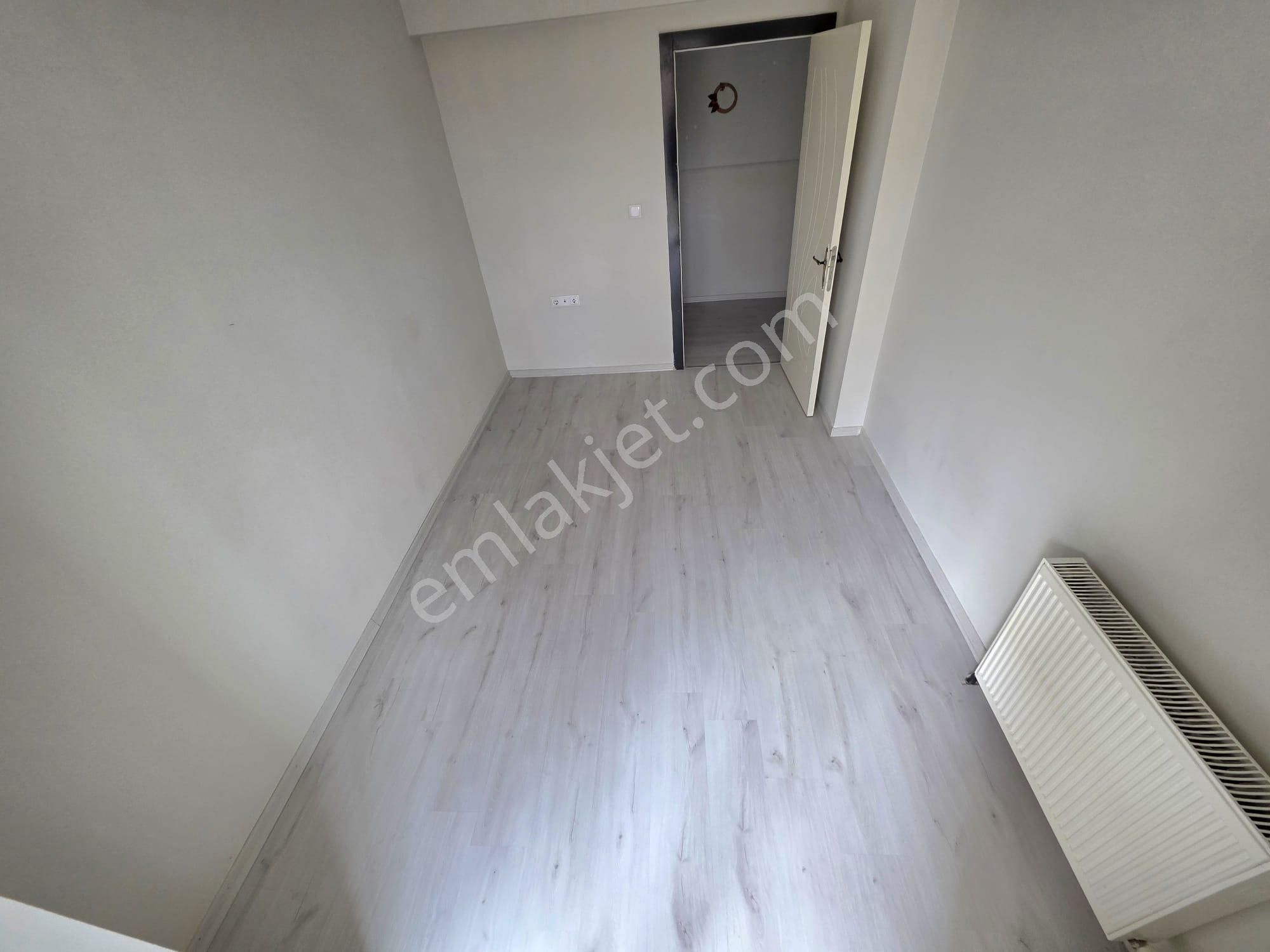 İnce Emlak' Tan Şahap Gürler' De Giyinme Odalı Ebeveyn Banyolu Masrafsız Daire - Görsel 27