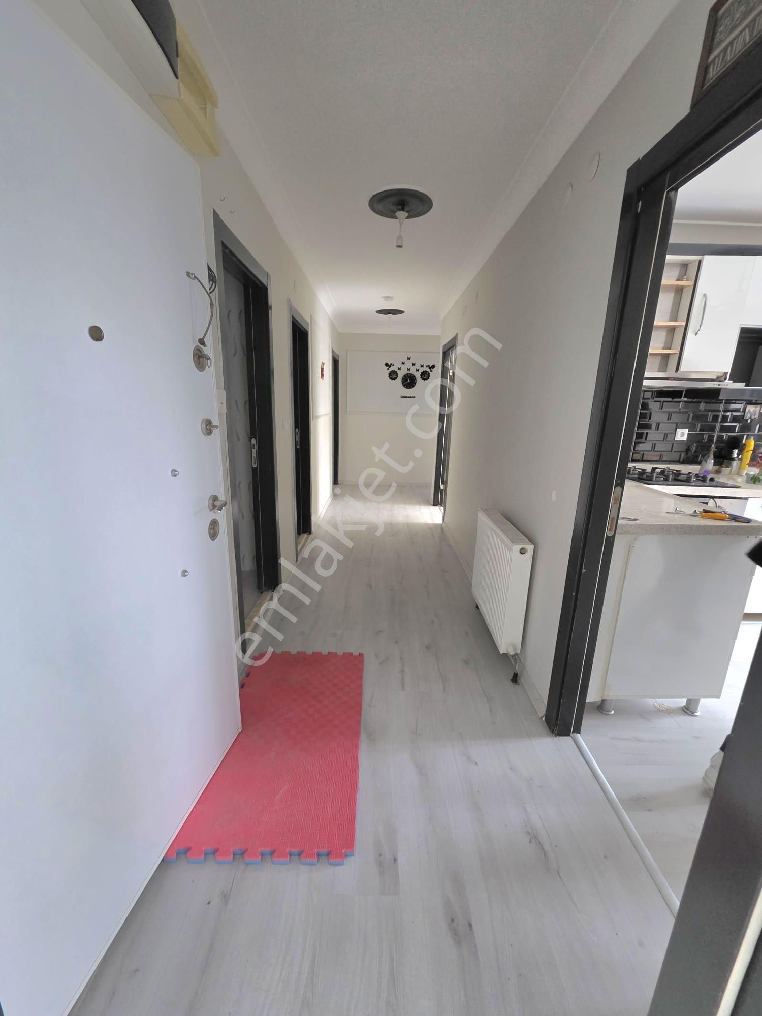 İnce Emlak' Tan Şahap Gürler' De Giyinme Odalı Ebeveyn Banyolu Masrafsız Daire - Görsel 11