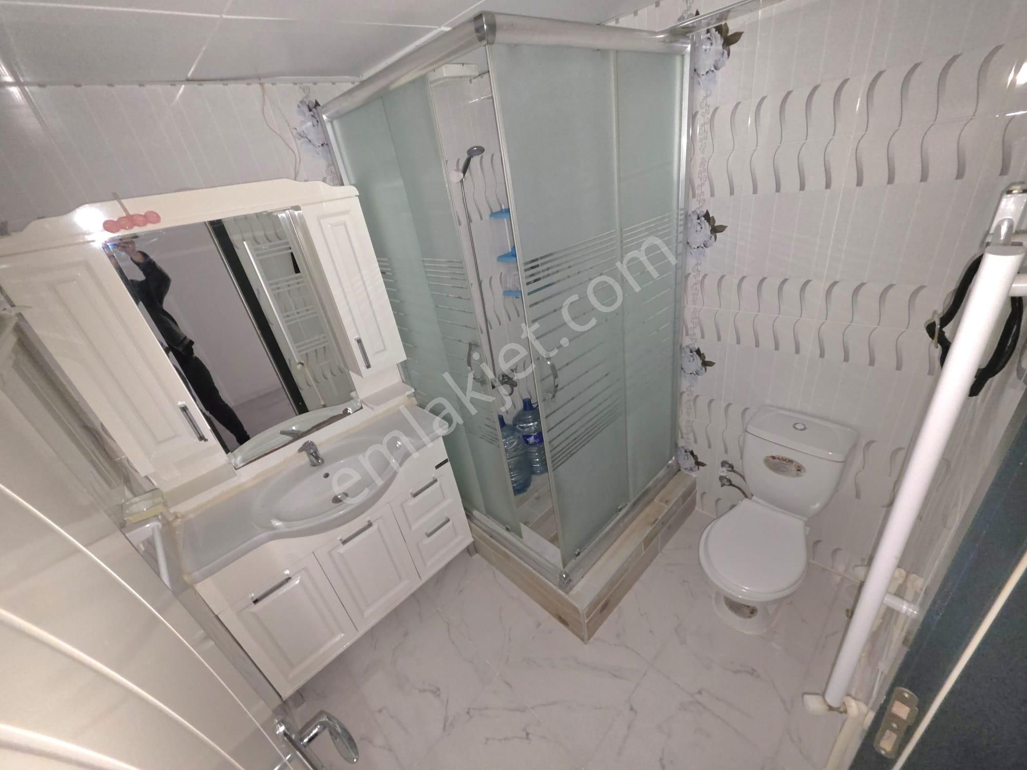 İnce Emlak' Tan Şahap Gürler' De Giyinme Odalı Ebeveyn Banyolu Masrafsız Daire - Görsel 32