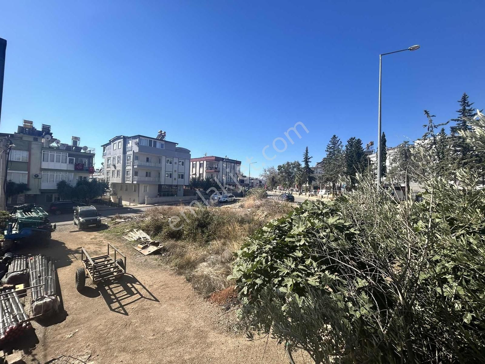 Yeni Emek'te Satılık Cadde Üstü Ticari+ Konut İmarlı Arsa - Görsel 14