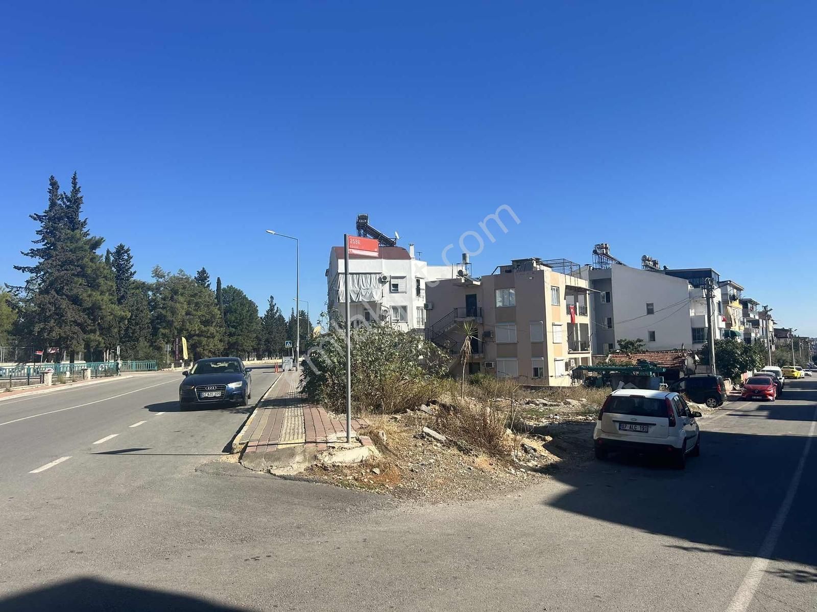 Yeni Emek'te Satılık Cadde Üstü Ticari+ Konut İmarlı Arsa - Görsel 11