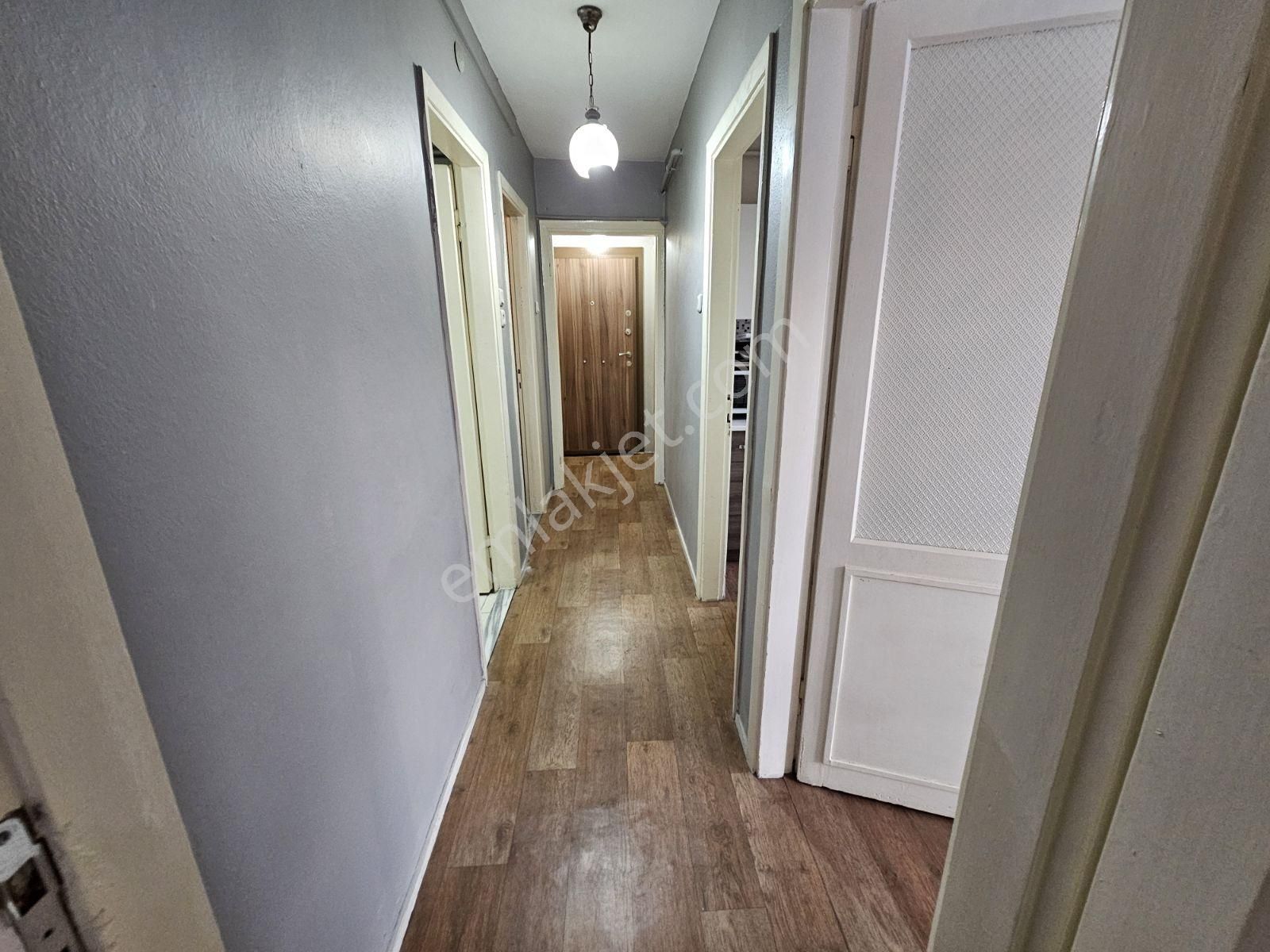 Kocamustafapaşa Merkezde Bayana Tek Oda Eşyalı 3.kat Paylaşımlı - Görsel 29