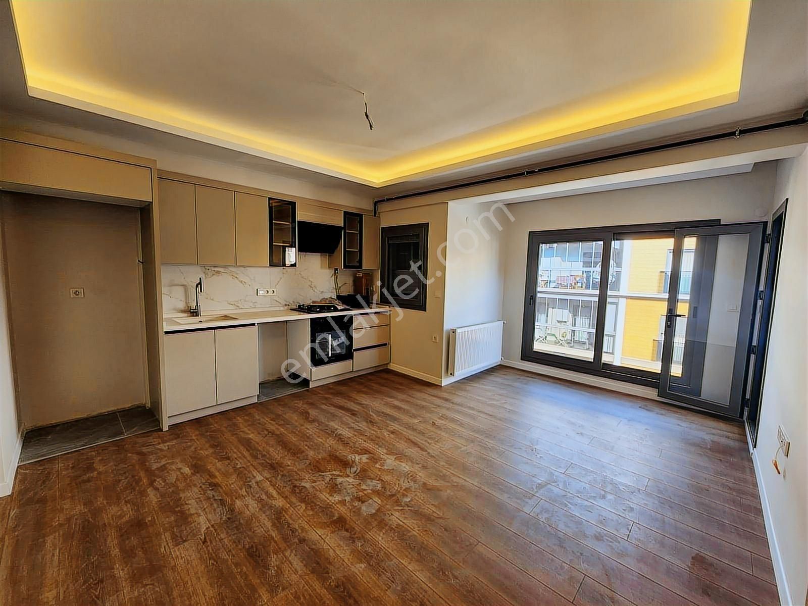 Yalı Mahallesi Cihat Kora Lisesi Yakını Satılık Sıfır 2+1 Daire - Görsel 15