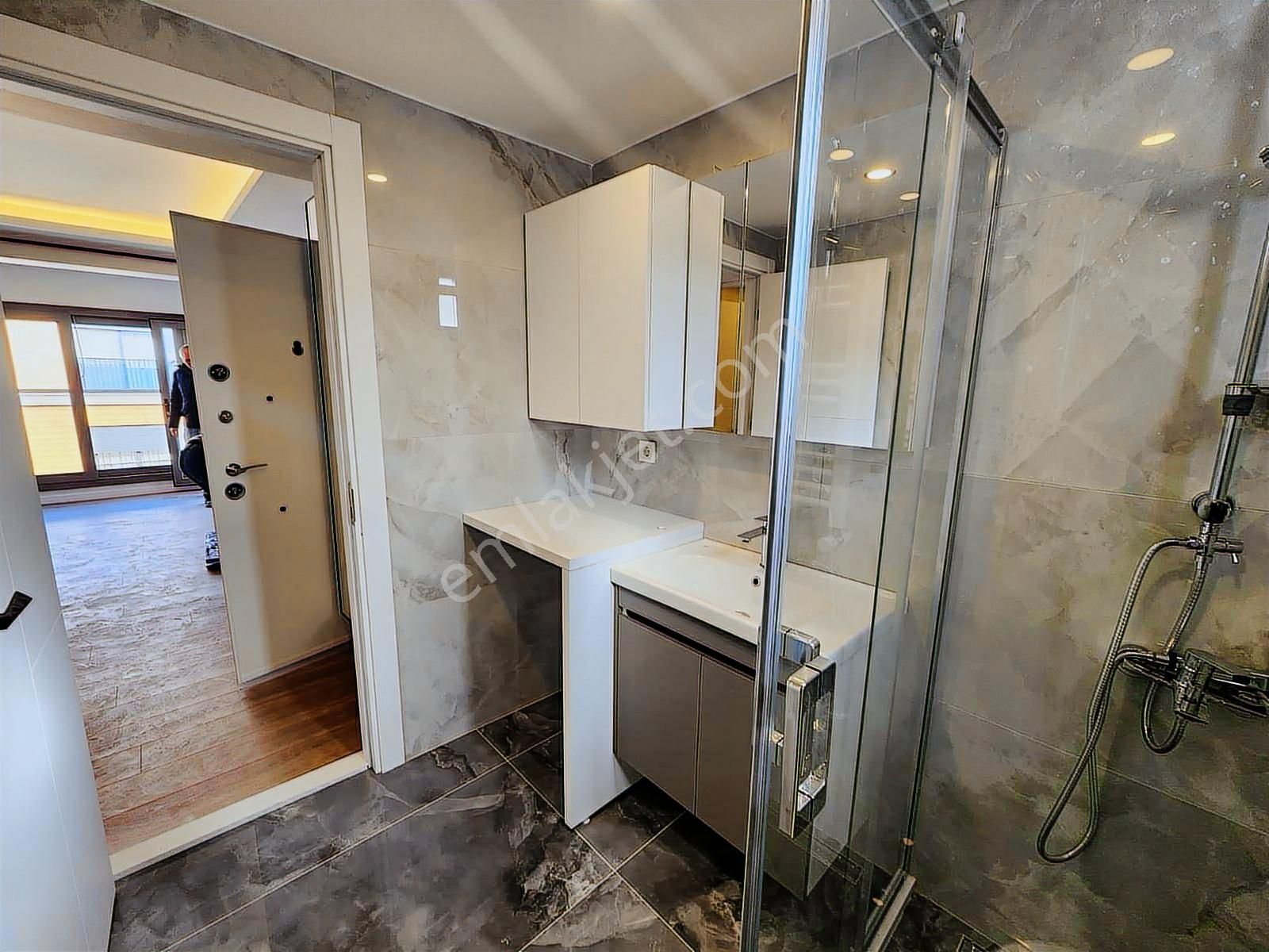 Yalı Mahallesi Cihat Kora Lisesi Yakını Satılık Sıfır 2+1 Daire - Görsel 29