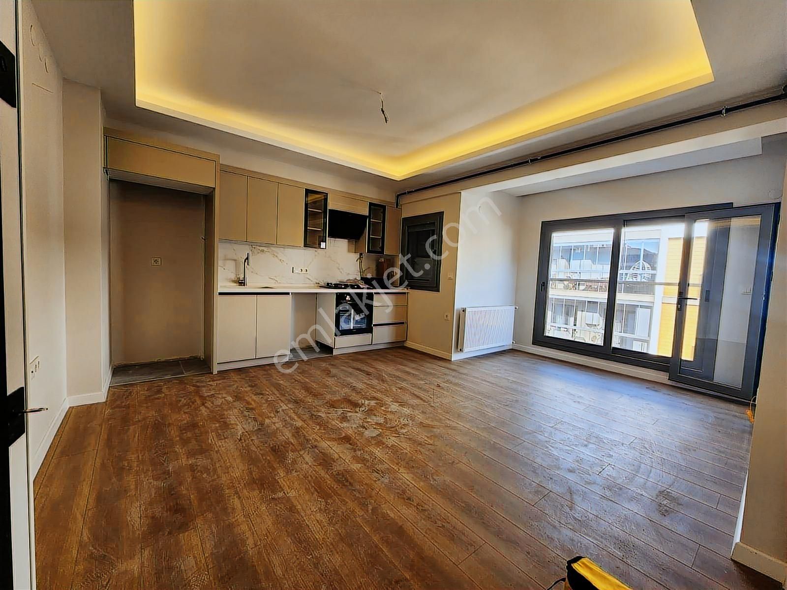 Yalı Mahallesi Cihat Kora Lisesi Yakını Satılık Sıfır 2+1 Daire - Görsel 2