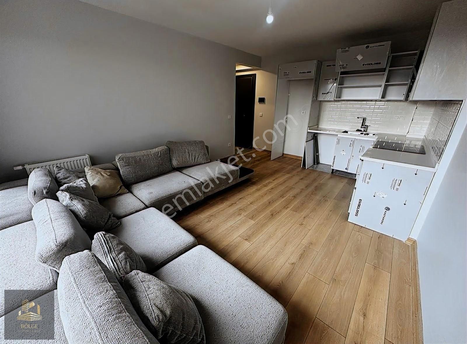 Bölge Emlak'tan Siltaş Panaromada Ara Kat Köşe Konumlu 2+1 Daire - Görsel 11