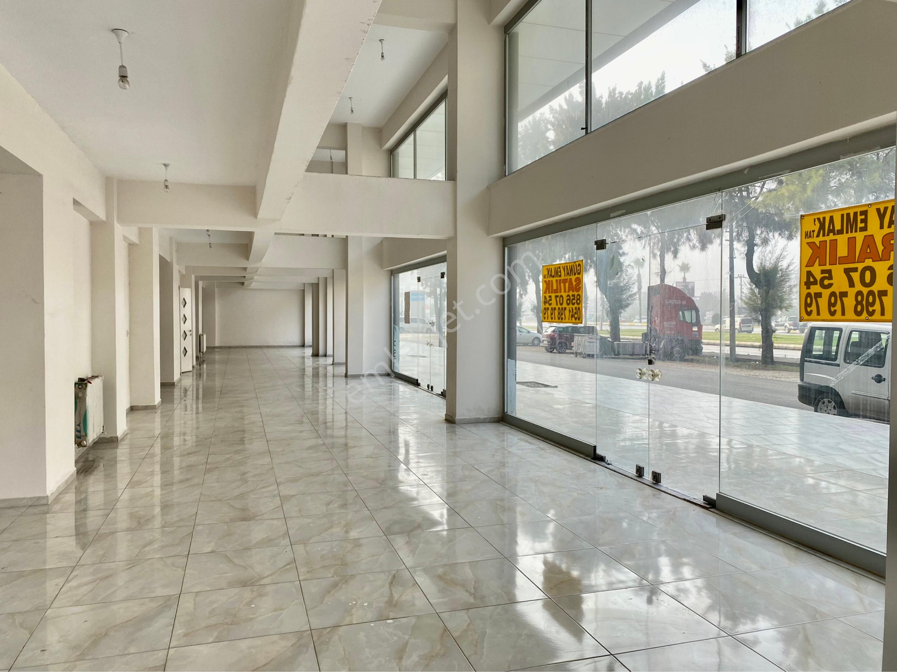 Günay Emlak'tan Torbalıda Cadde Üzeri Köşe Konumlu 1500 M2 Kiralık Magaza Dükkan - Görsel 3