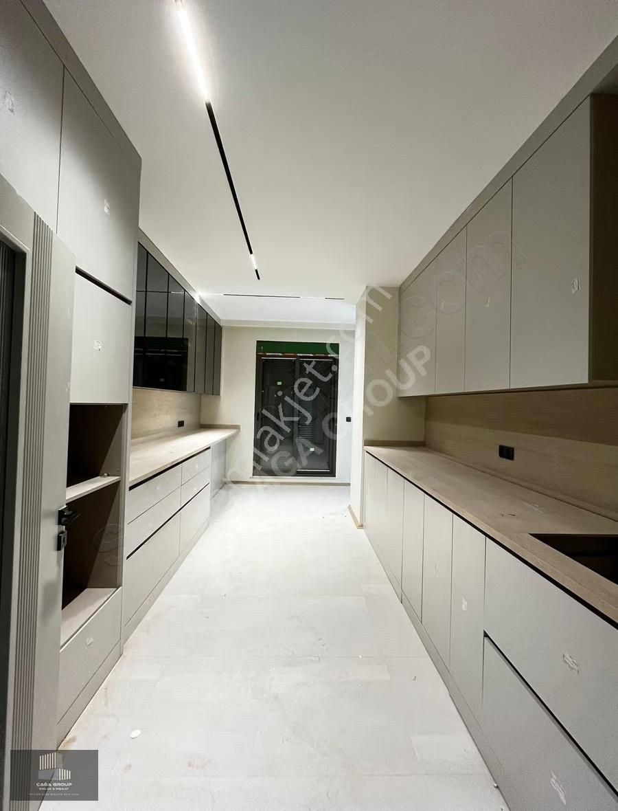 Tadım Pide Arkası Katta Tek 4+1 200 M2 Emsalsiz Genişlikte Lüks - Görsel 14