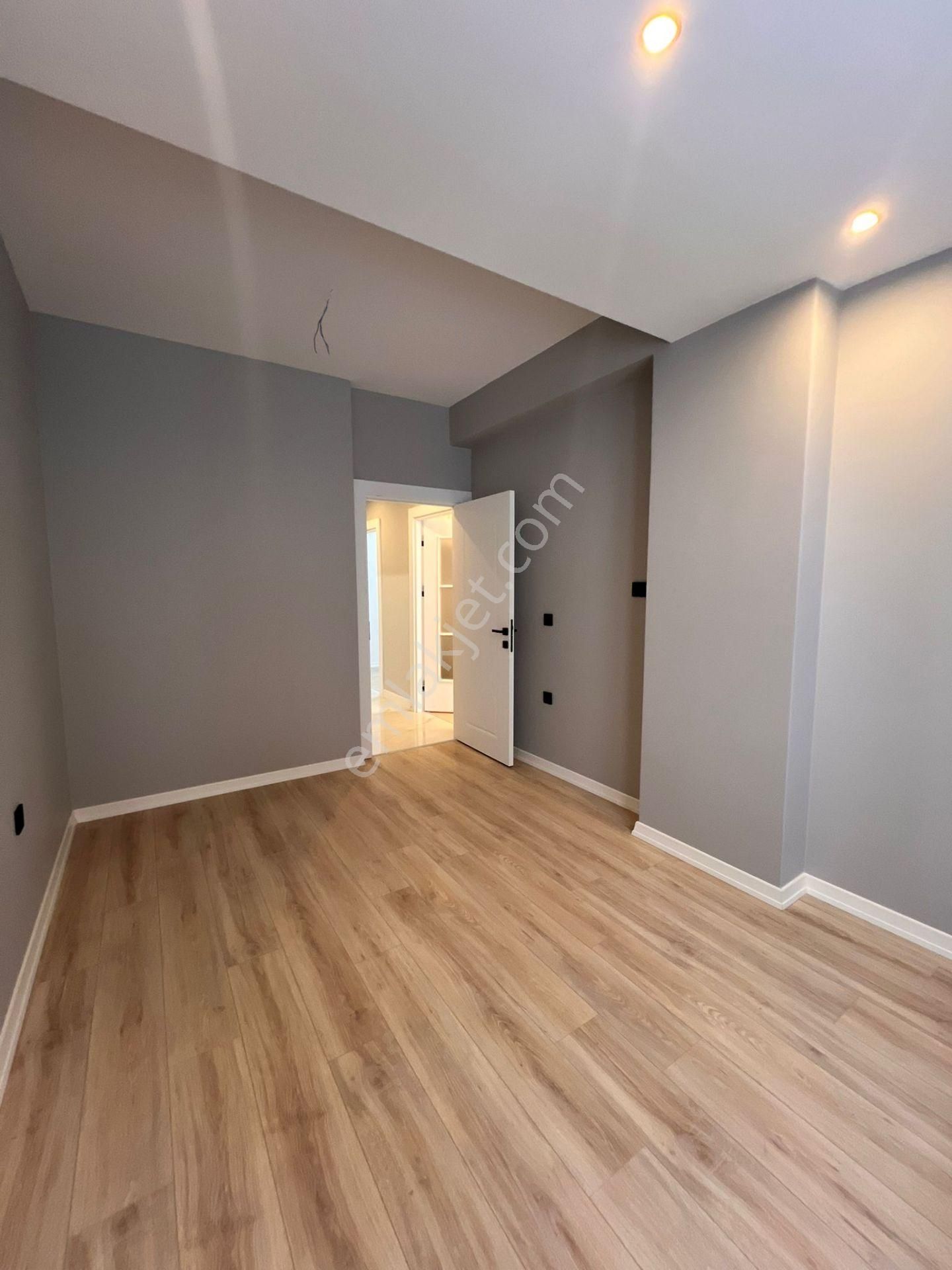 Kaçmaz'dan Altıntepe'de Cadde Üzeri Prestijli Binada 2+1 Daire - Görsel 22