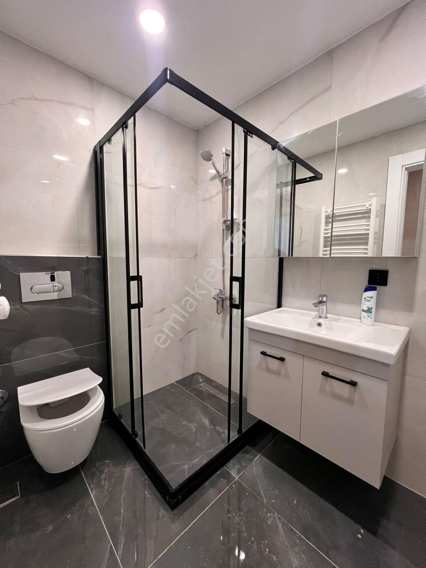 Kaçmaz'dan Altıntepe'de Cadde Üzeri Prestijli Binada 2+1 Daire - Görsel 12