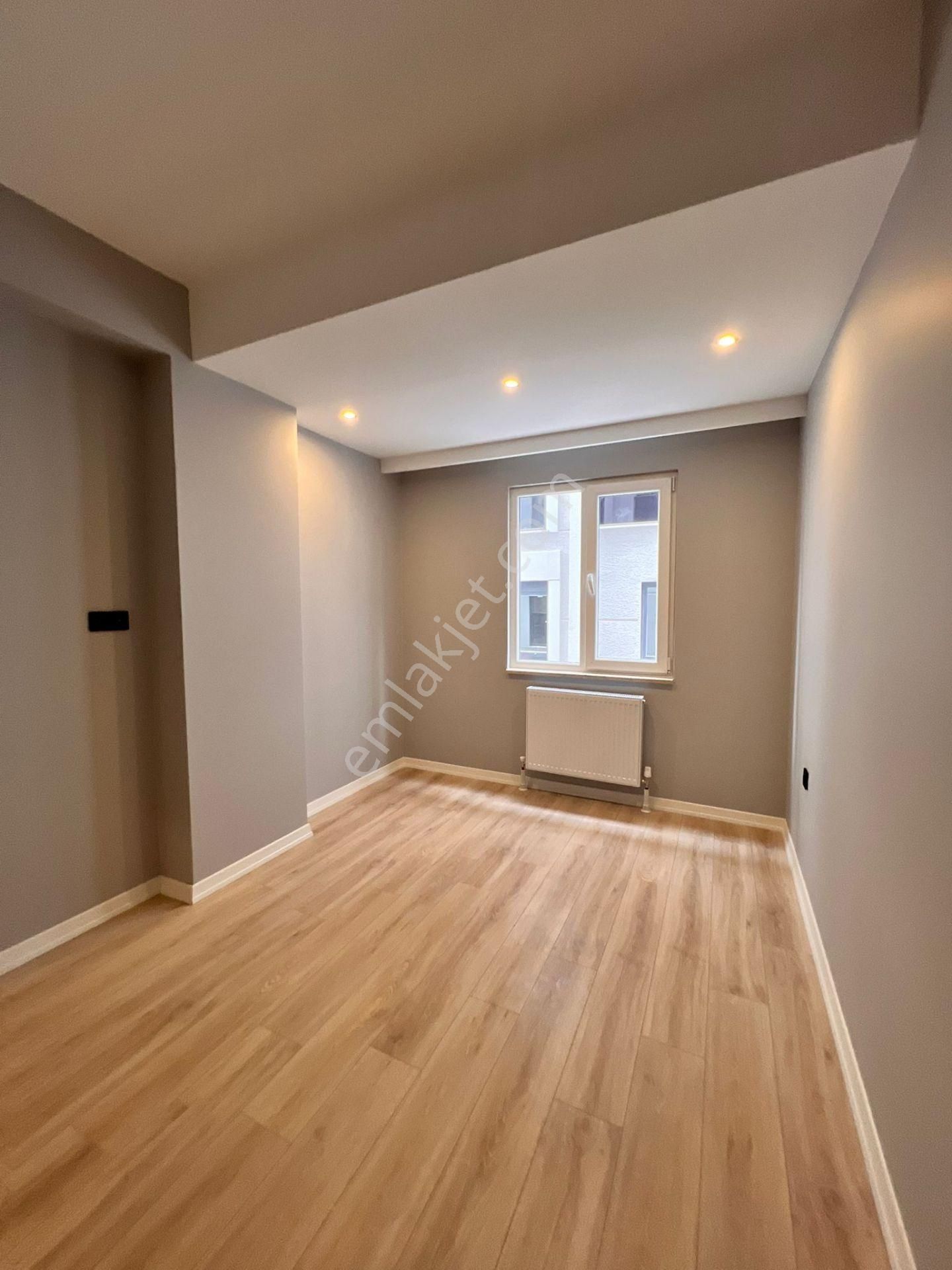 Kaçmaz'dan Altıntepe'de Cadde Üzeri Prestijli Binada 2+1 Daire - Görsel 20