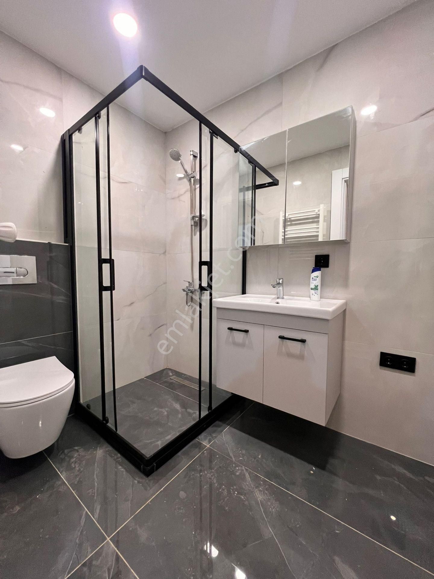 Kaçmaz'dan Altıntepe'de Cadde Üzeri Prestijli Binada 2+1 Daire - Görsel 13