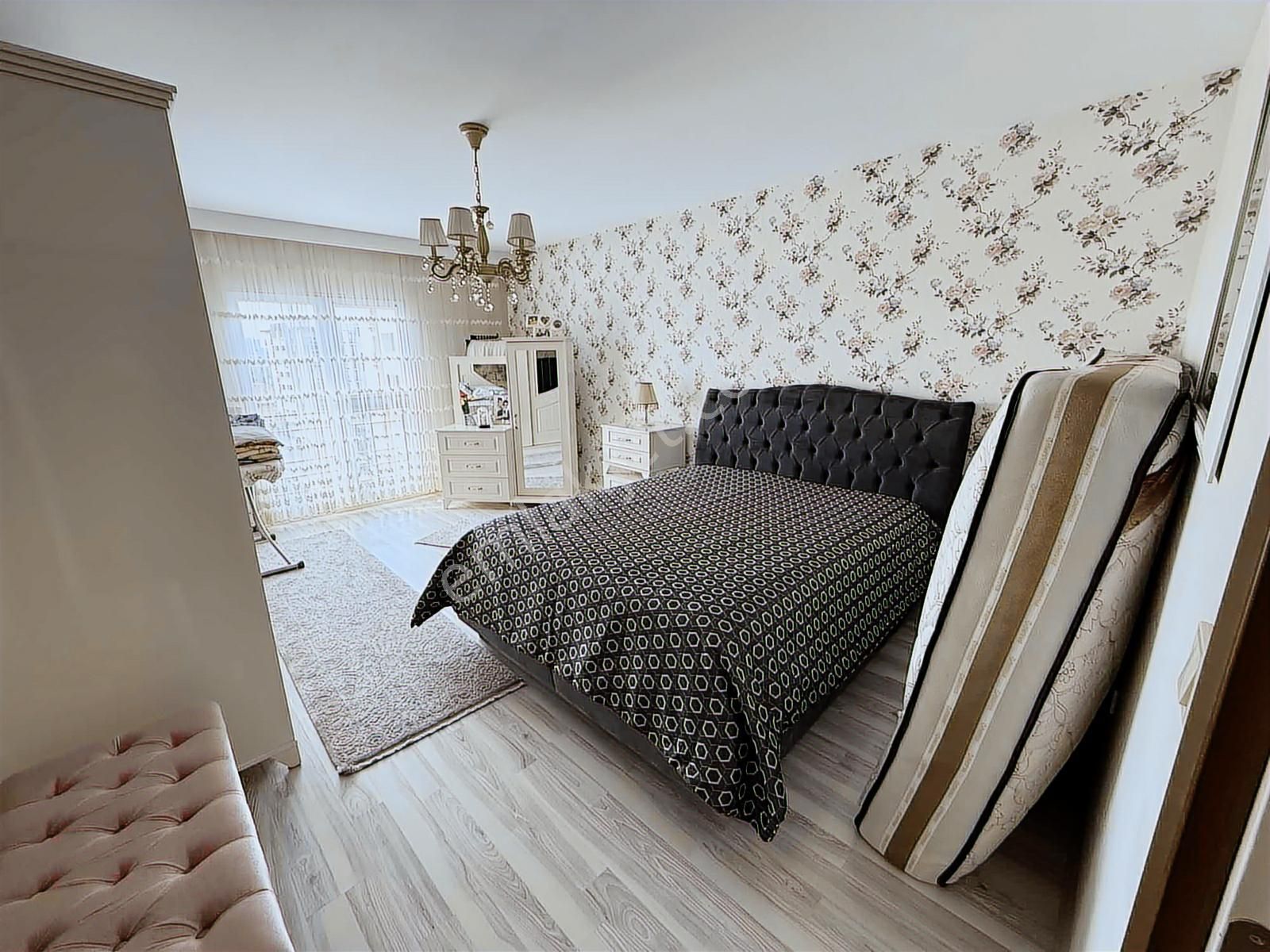 Bm Real Estate Millet Mah'de Satılık 4+1 Dubleks Daire - Görsel 9