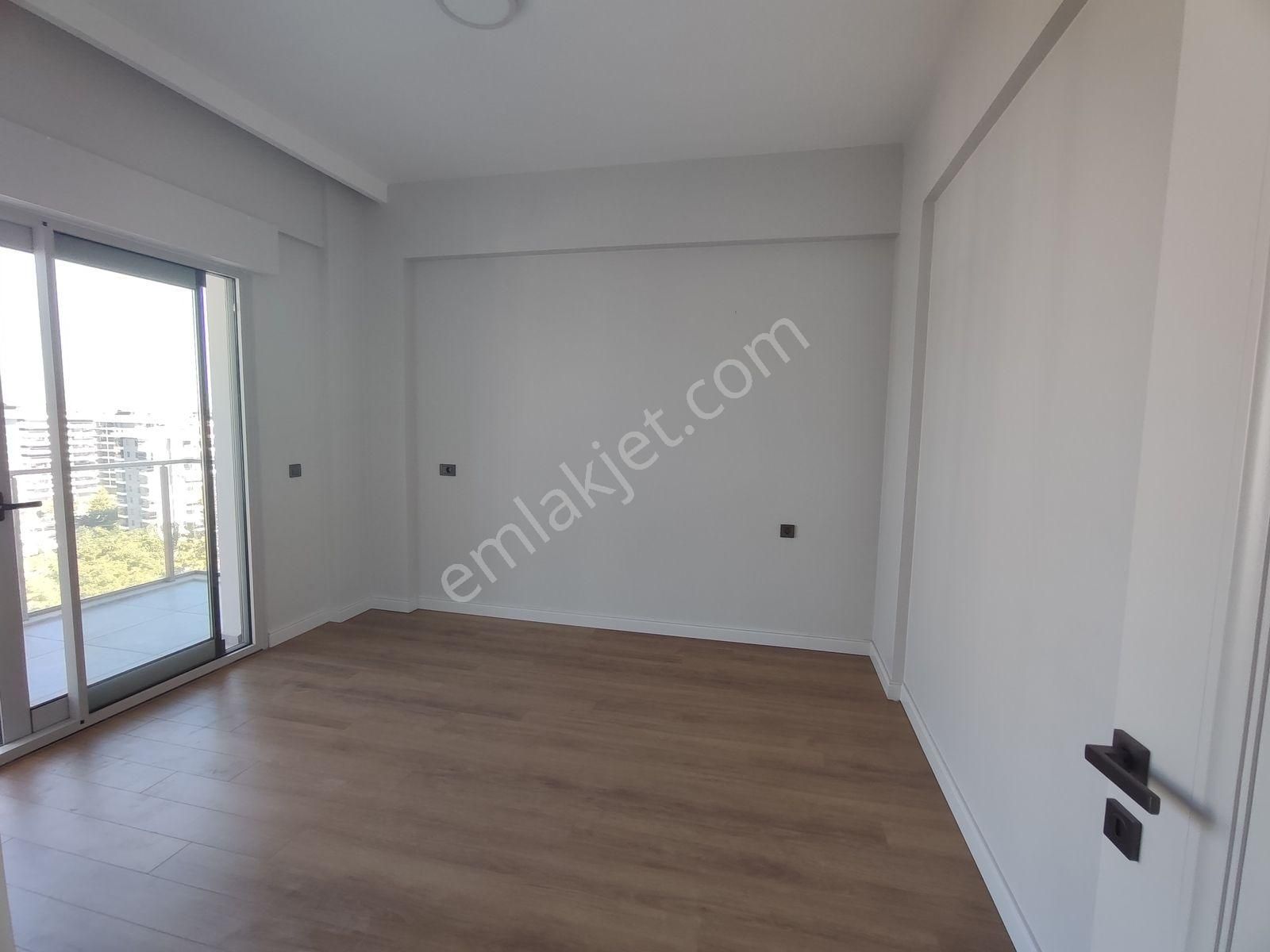 Anahtaryapı'dan Şemikler'de Lüks Sitede 3,5+1 Satılık Dairemiz