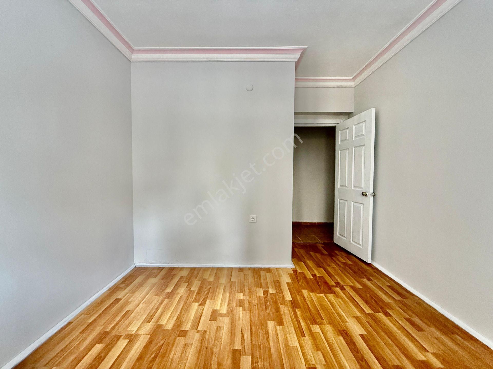 Kalecik Emlak'tan Hicret Camii Yakını 2+1 95m² Klasik Daire - Görsel 12