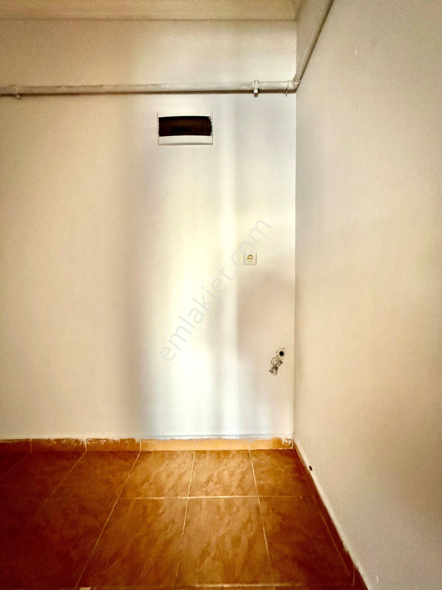 Kalecik Emlak'tan Hicret Camii Yakını 2+1 95m² Klasik Daire - Görsel 17