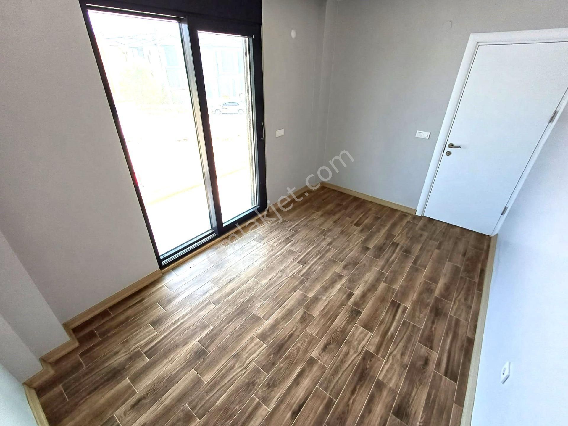 Burhaniye Pelitköy'de Aygül Farkıyla Denize Sıfır Site İçi Havuzlu Bağımsız Lüks 3+1satılık Villalar - Görsel 17