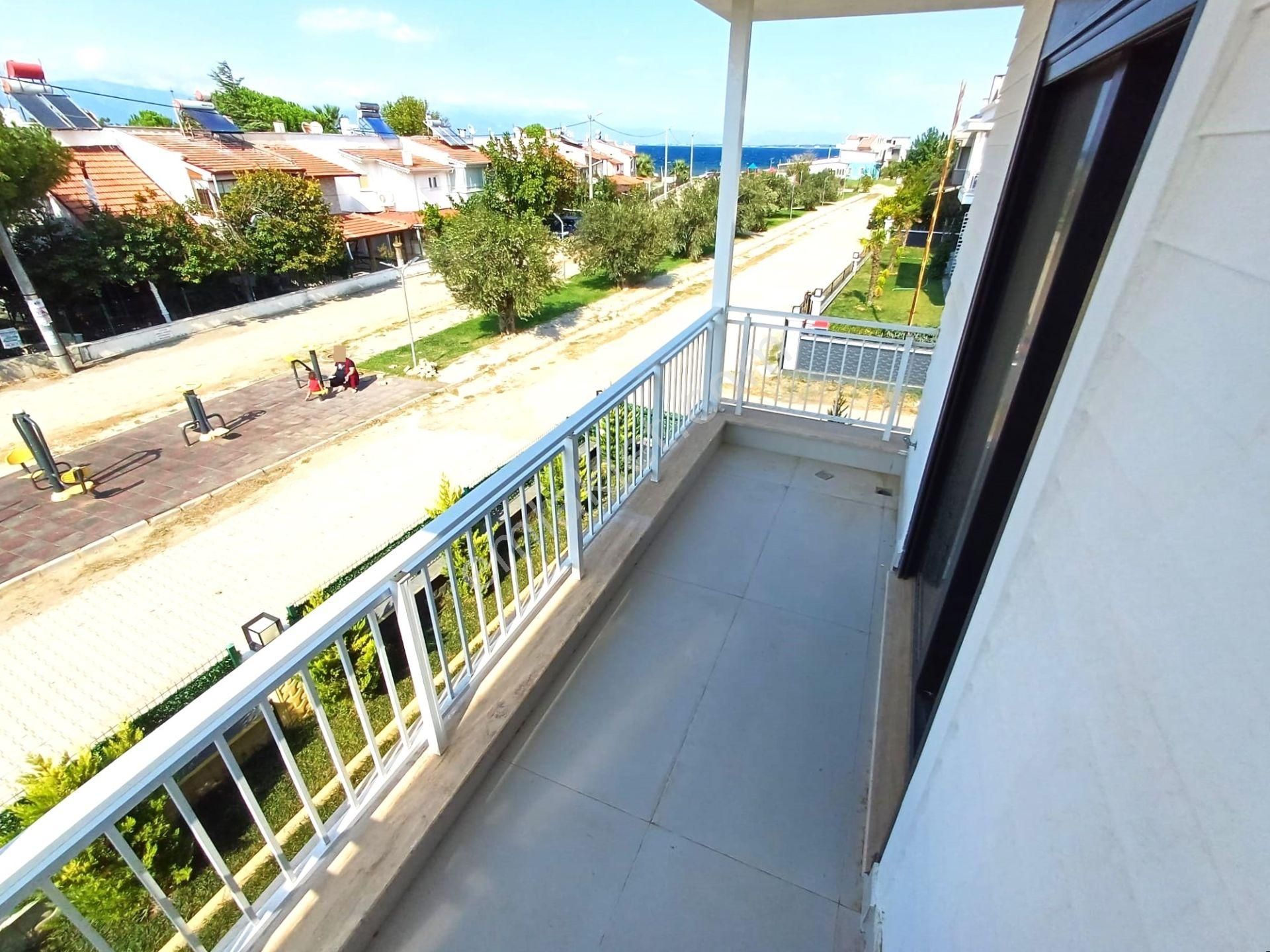 Burhaniye Pelitköy'de Aygül Farkıyla Denize Sıfır Site İçi Havuzlu Bağımsız Lüks 3+1satılık Villalar - Görsel 25