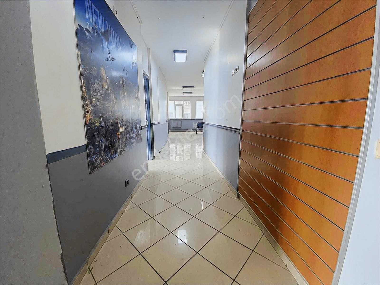 Kozyatağı Bayar Caddesi Üzerinde Kiralık 370 M2 Ofis Katı - Görsel 22