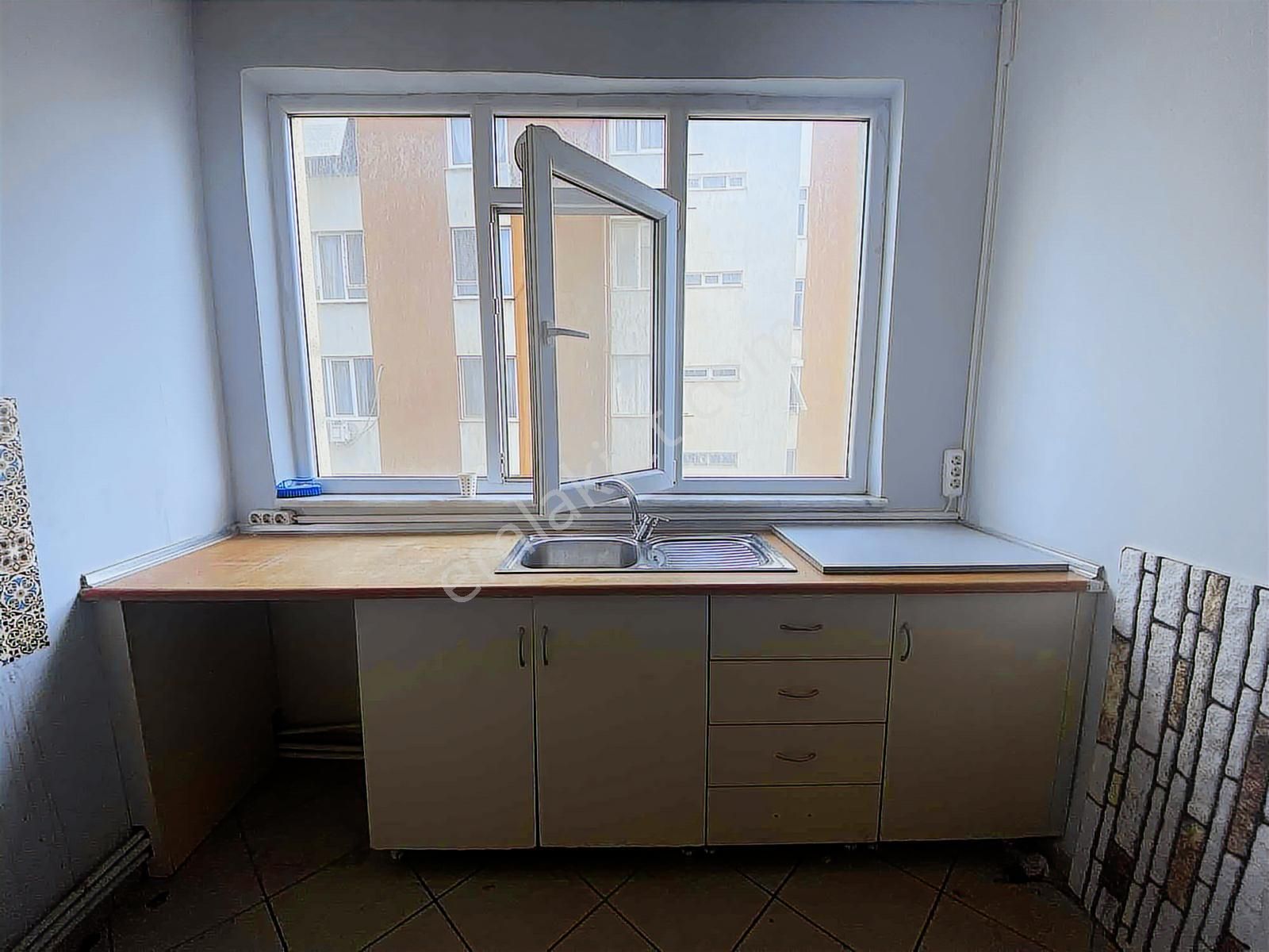 Kozyatağı Bayar Caddesi Üzerinde Kiralık 370 M2 Ofis Katı - Görsel 7