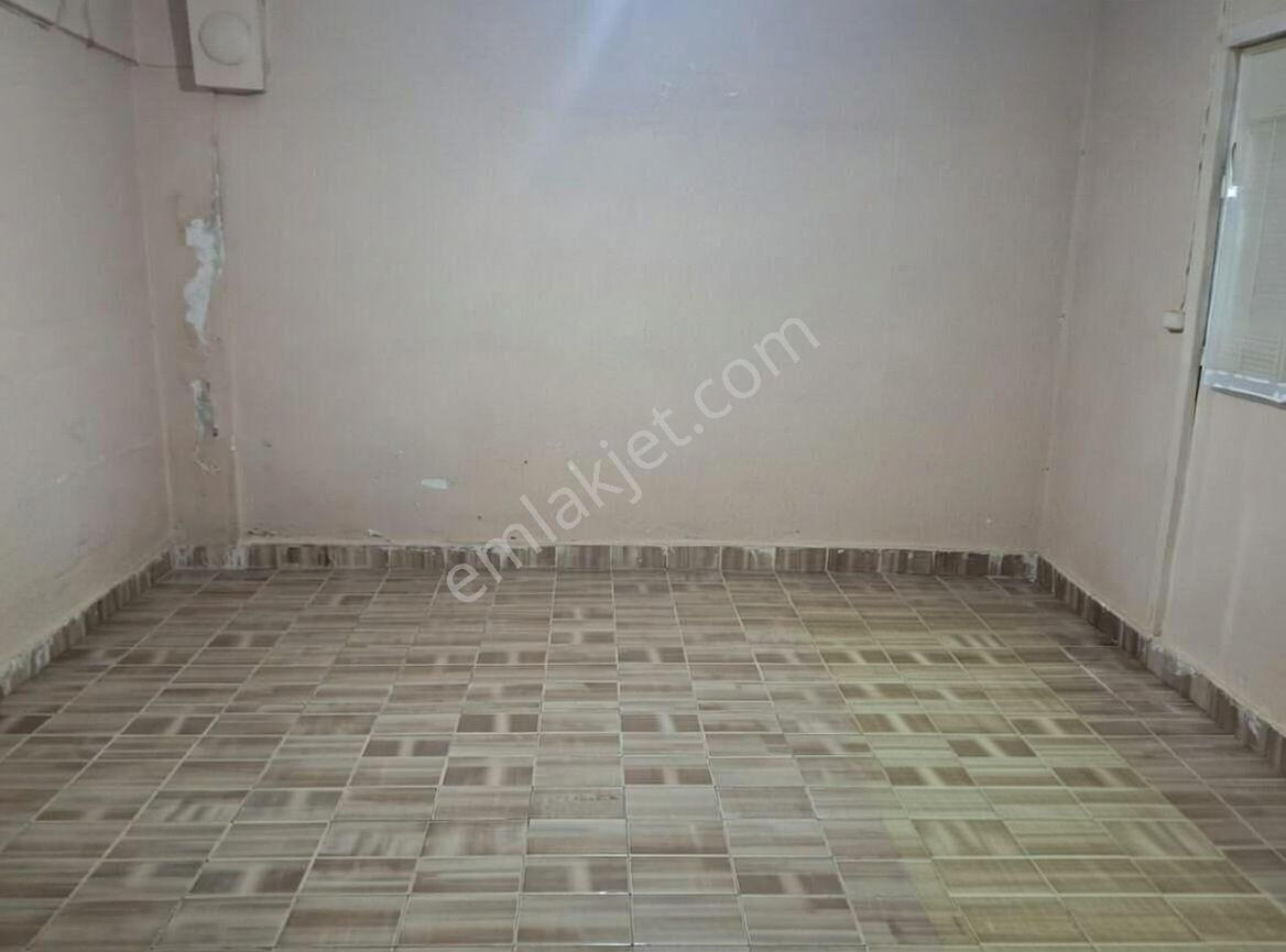 Bağcılar Demirkapıda 2+1 Satılık Daire (göztepe Meydana Yakın) - Görsel 2