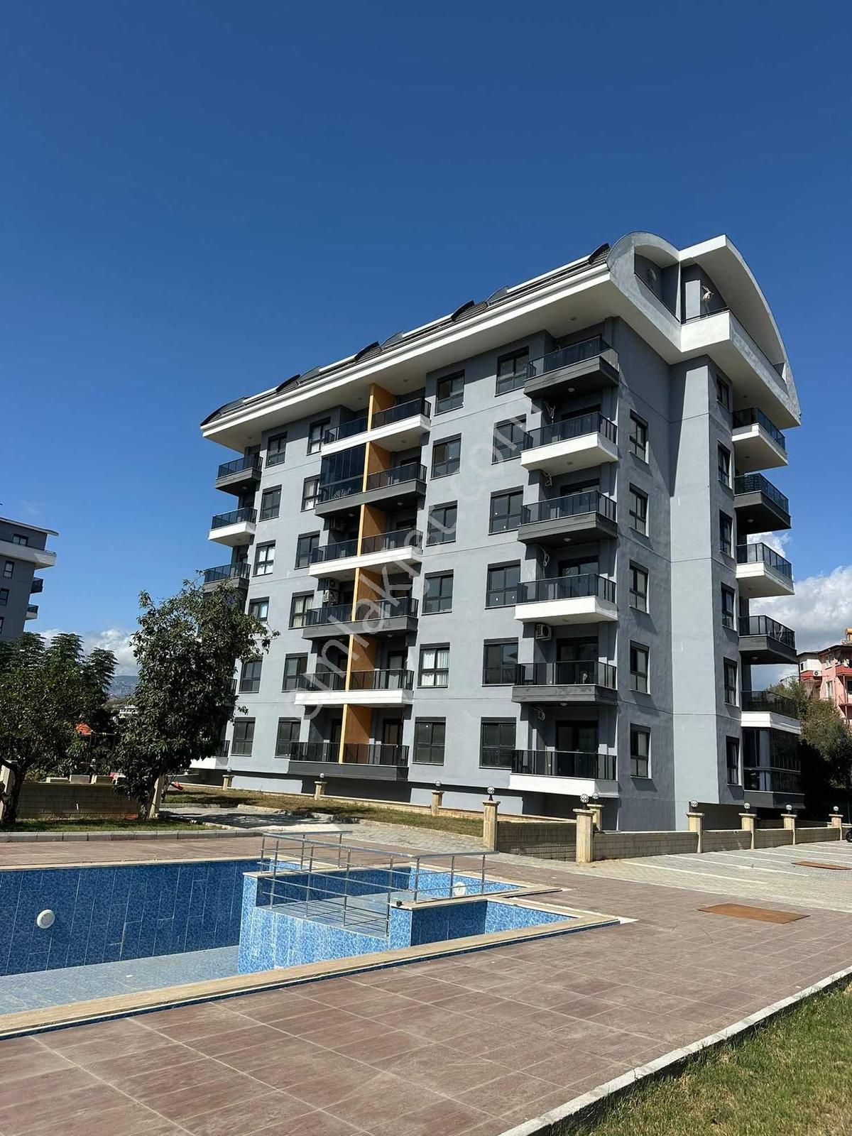 Alanya Demirtaşta Kiralık 1+1 Eşyalı Daire