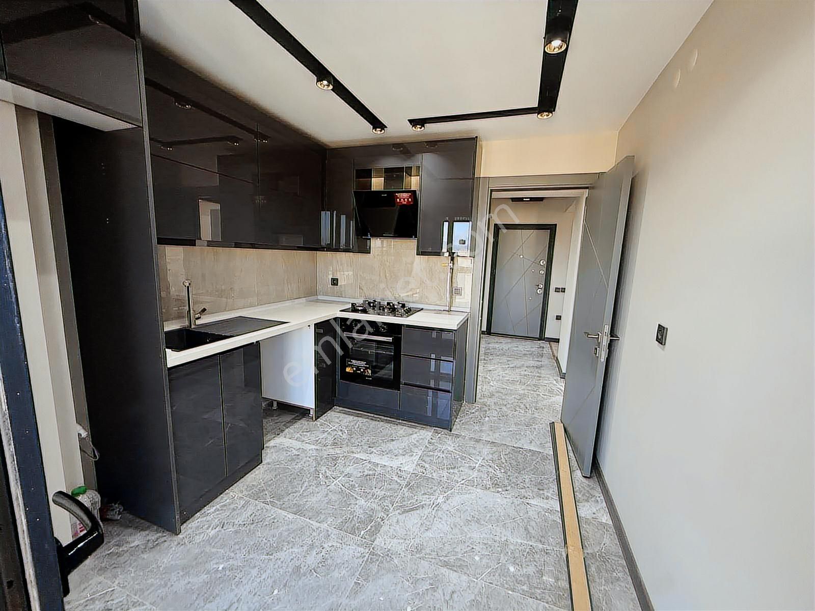 Özmert Ten 4+1 İçi Lüks Yapılı Sıfır Satılık Dubleks Daire - Görsel 15