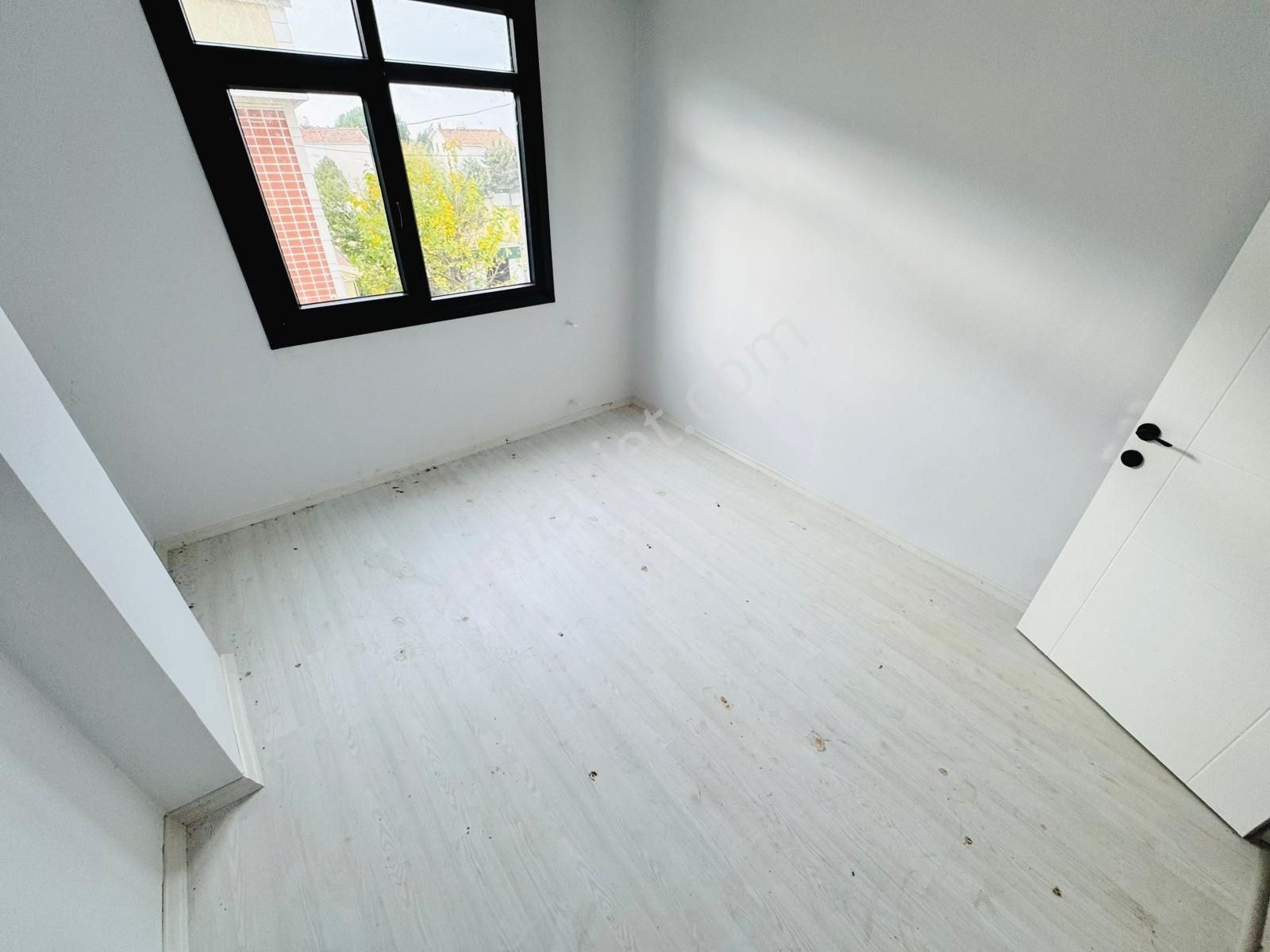 Kartallar'dan Merkezde Yüksek Krediye Uygun Büyük Bahçeli Villa. - Görsel 30