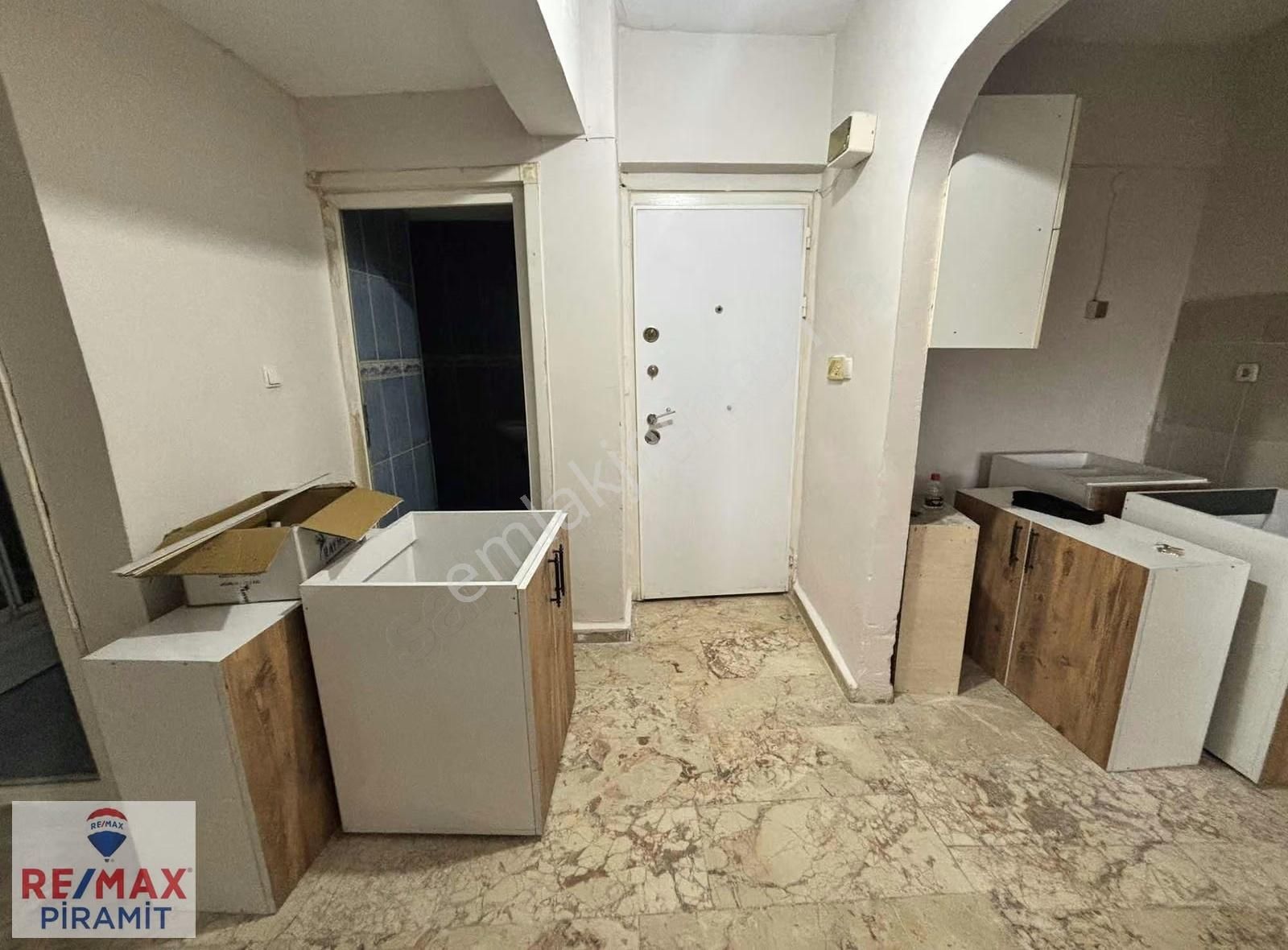 Kiralık | Finans Merkezi Manzaralı | Önü Açık | Asansörlü 2+1 - Görsel 24