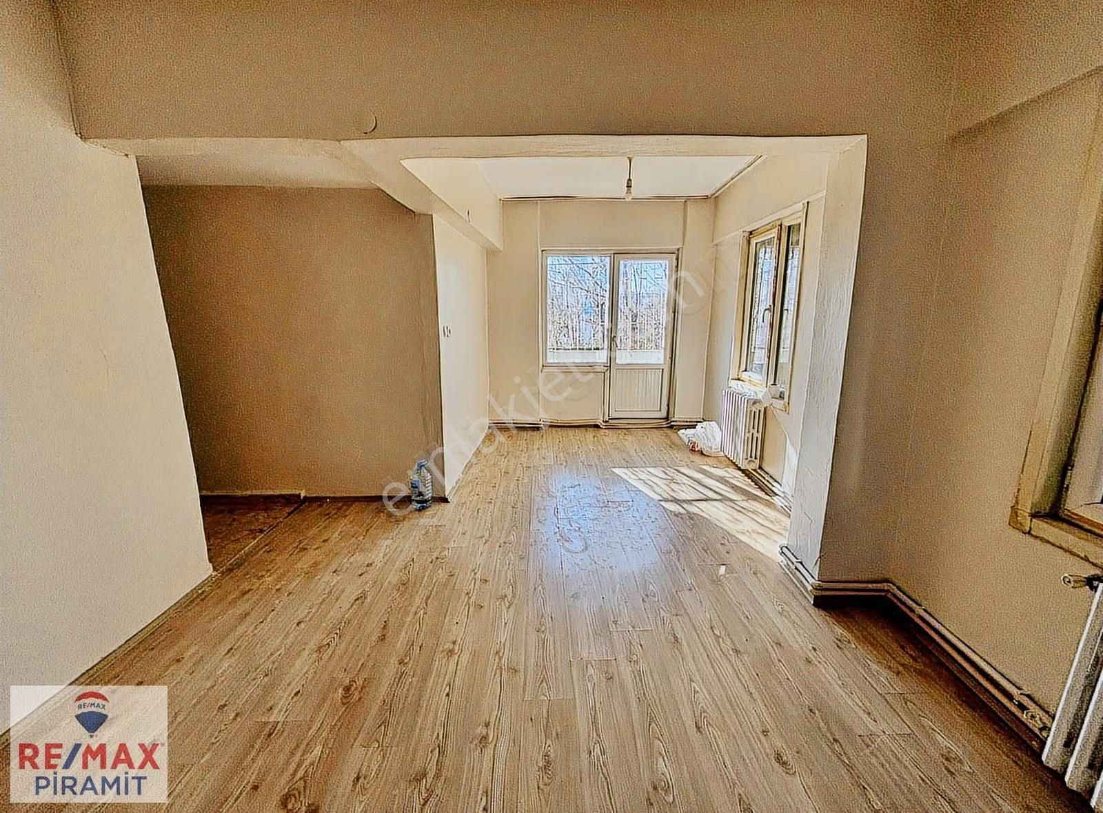 Kiralık | Finans Merkezi Manzaralı | Önü Açık | Asansörlü 2+1 - Görsel 30