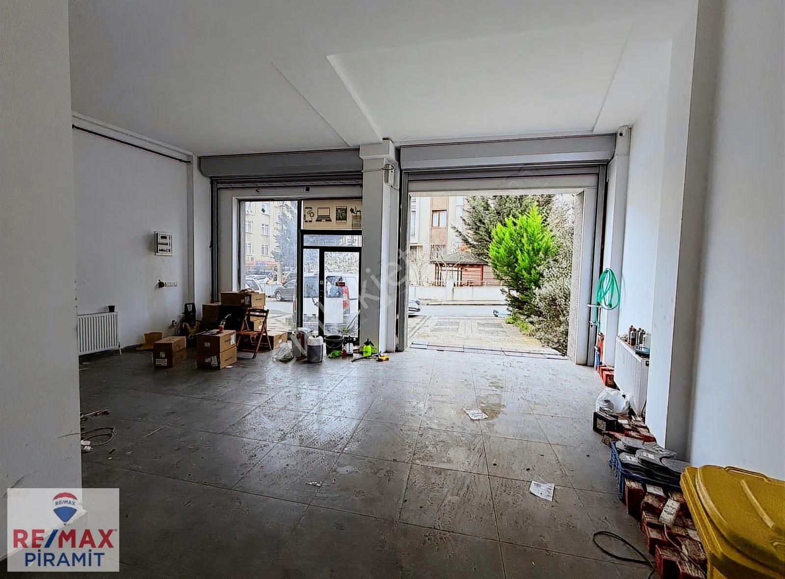 Metroya Yakın-kurumsal Kullanıma Uygun-asma Katlı Satılık Dükkan - Görsel 9