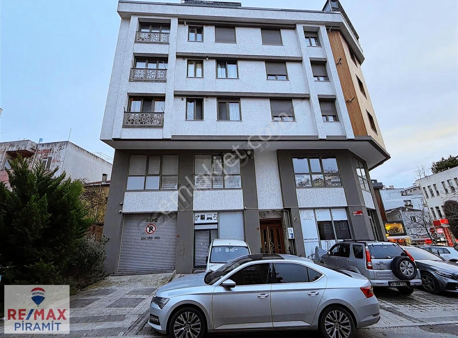 Metroya Yakın-kurumsal Kullanıma Uygun-asma Katlı Kiralık Dükkan - Görsel 15