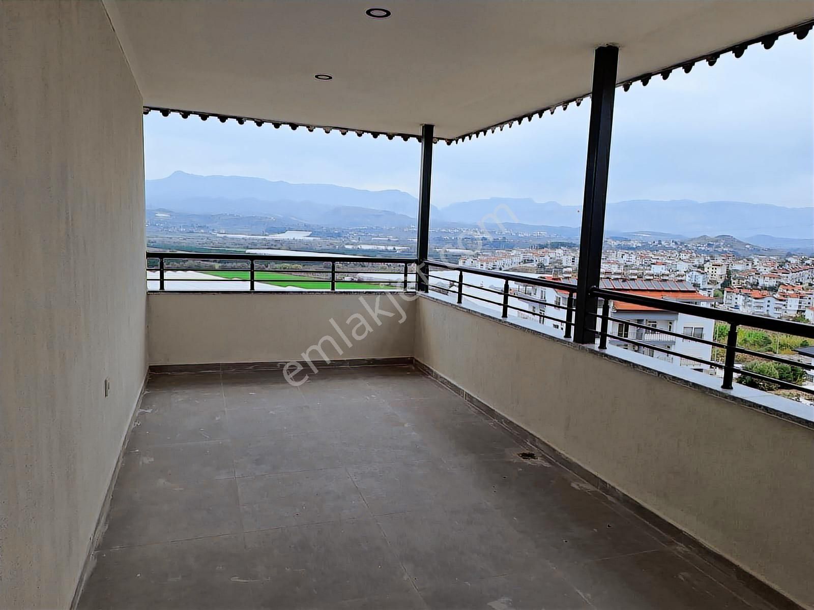 Sarılarda,havuzlu,asansörlü Sıfır 3 + 1 Dublex... - Görsel 7