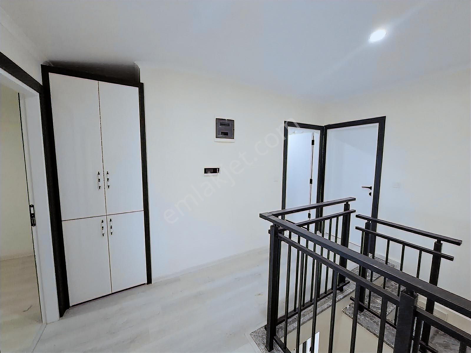 Sarılarda,havuzlu,asansörlü Sıfır 3 + 1 Dublex... - Görsel 16