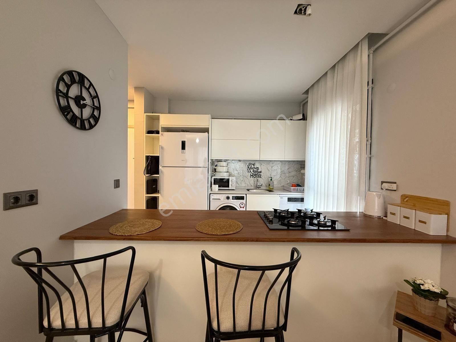 Ege Mahallesinde Site İçi Komple Eşyalı 1+1 Satılık Daire!! - Görsel 21