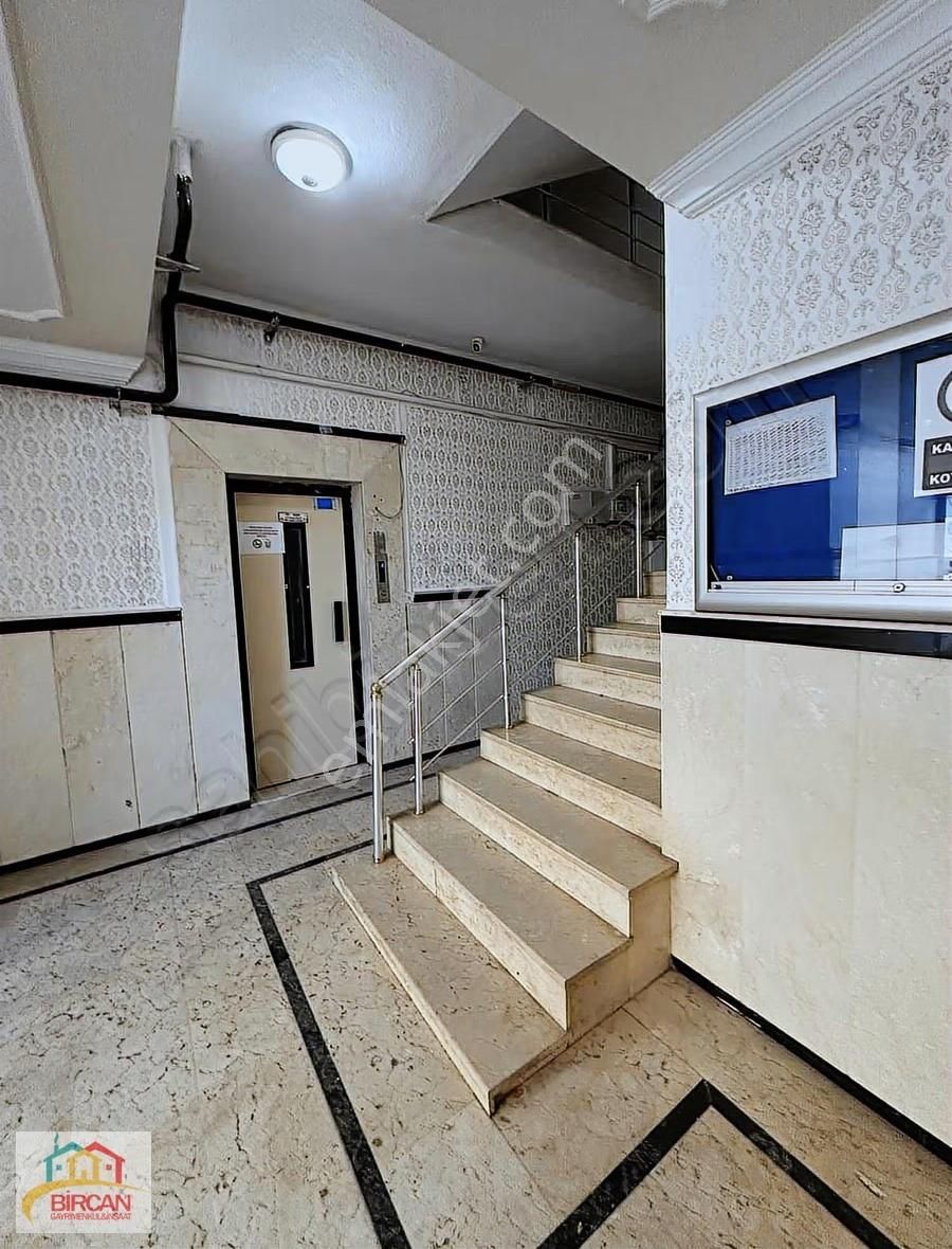 Ertuğrul Gazi Mahallesi'nde Düzlükte Satılık 3 + 1 Daire - Görsel 16