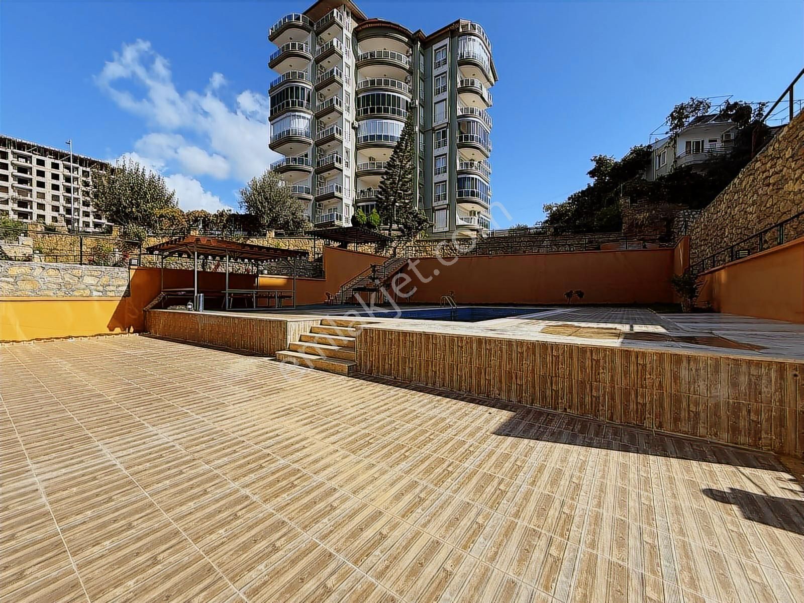 Avsallar'da Havuz Manzaralı Eşyalı Kiralık Daire | Tekce - Görsel 23