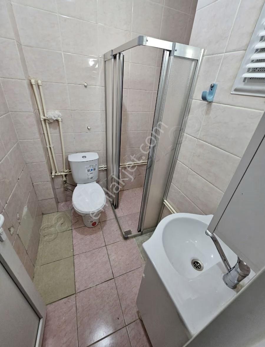 Üsküdar Boğaz Yanı Ve Boğaz Manzaralı 2+1 Balkonlu Temiz Daire - Görsel 11