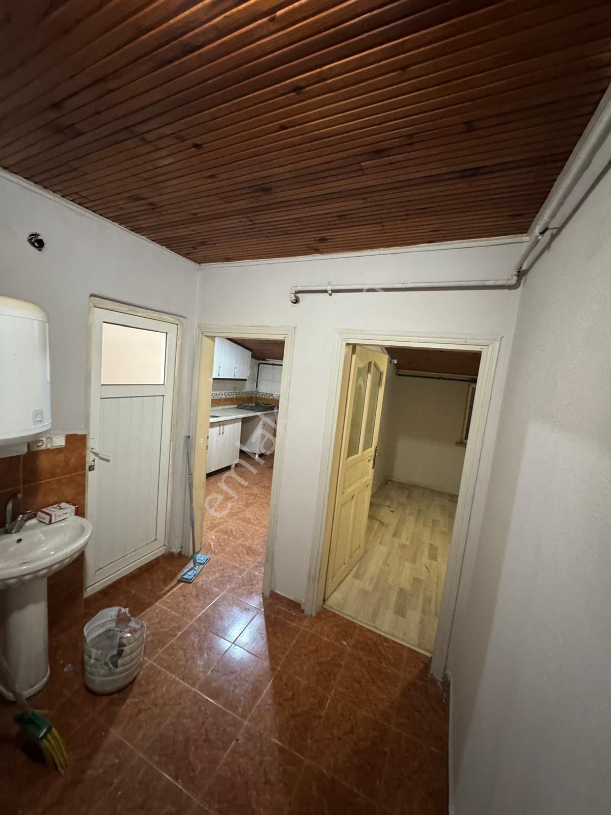 Baykal İnş. Esentepe Mah Kiralık Çatı Katı - Görsel 5