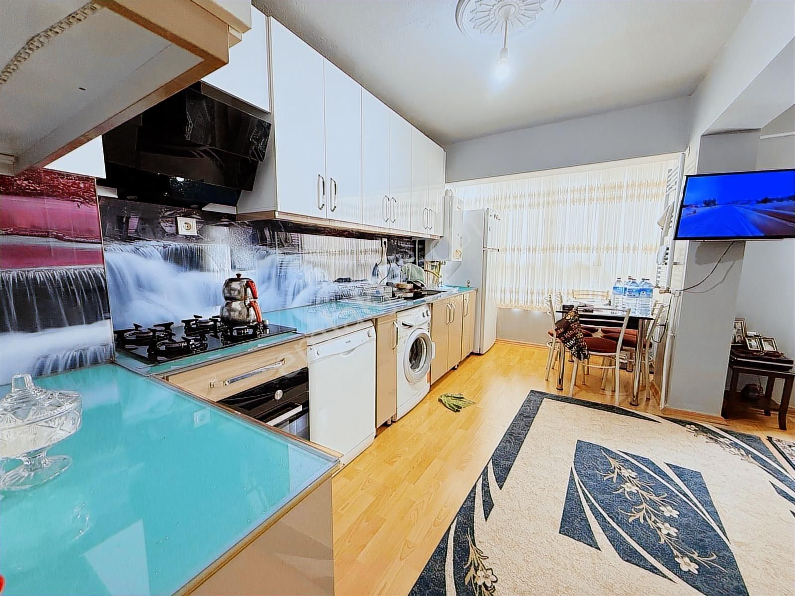 ▄evga▄fahri Korutürk Mahallesi Natoyolu Cadde Yakını 3+1 Daire - Görsel 2