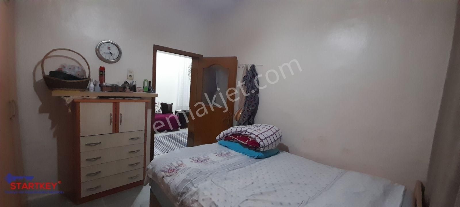 Bornova Çınar Mahallesinde Satılık 2+1 Daire - Görsel 5