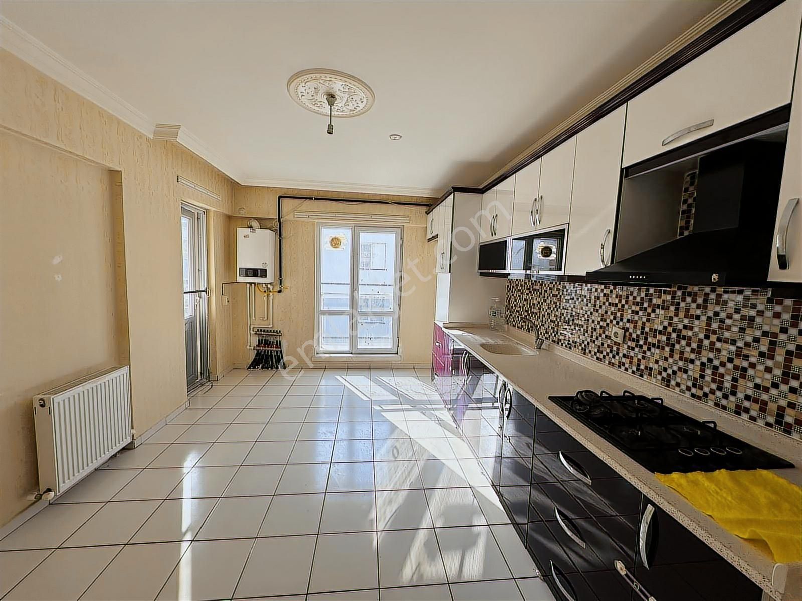 New Kent'den Cadde Üzerinde Mekezi Konumda 3+1 Katta Asansörlü ! - Görsel 19